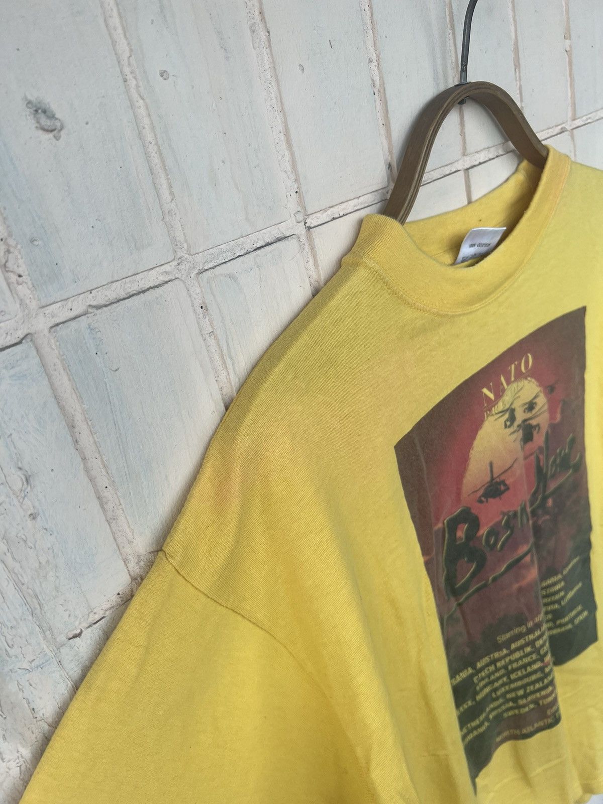 Other Vintage Bosnia Now Tee Shirts Size US L / EU 52-54 / 3 - 13 Thumbnail