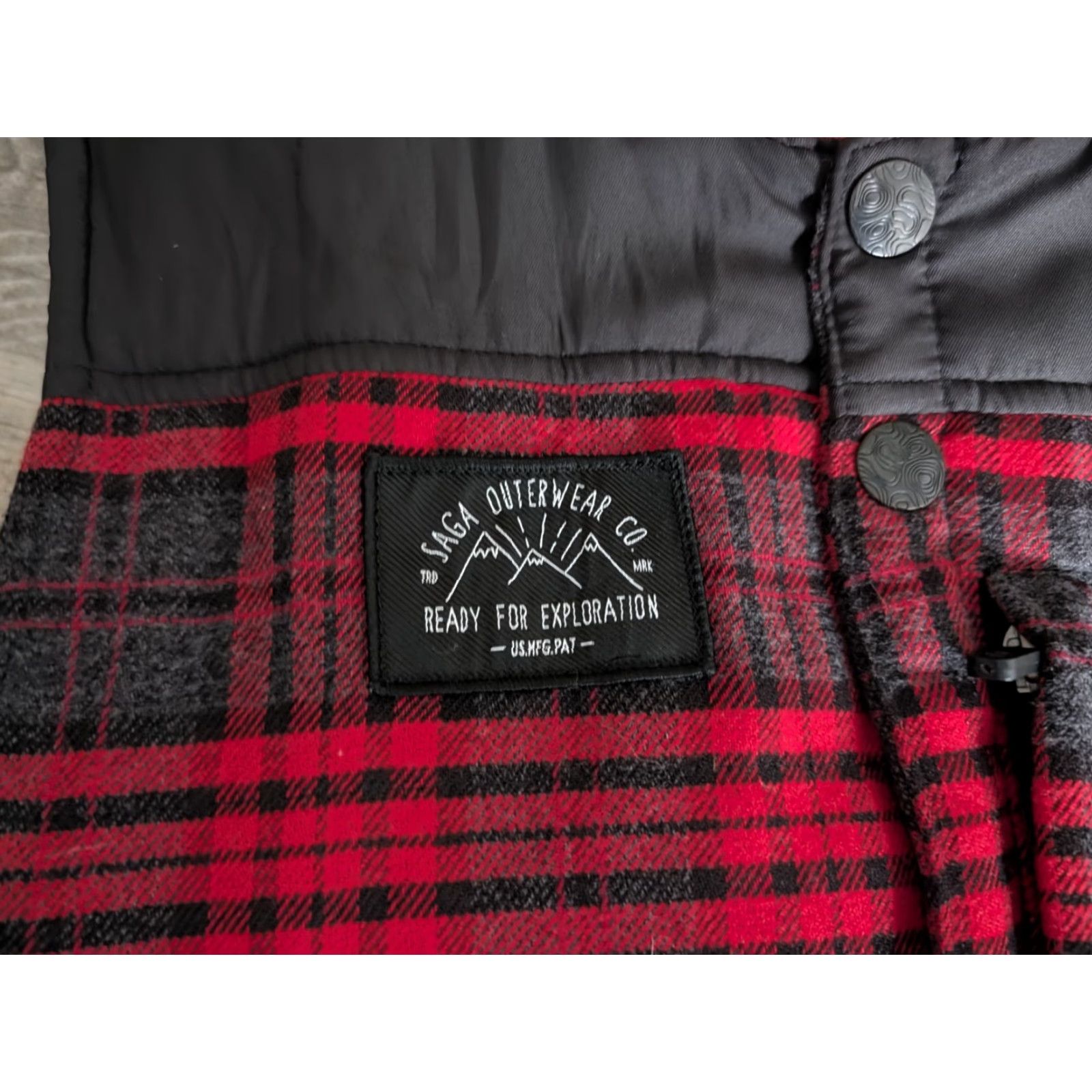 Vintage Saga Outerwear Saga-tek Insulated Vest Ski Snow Red Quilted Plaid Size Small EUC Size US S / EU 44-46 / 1 - 5 Thumbnail
