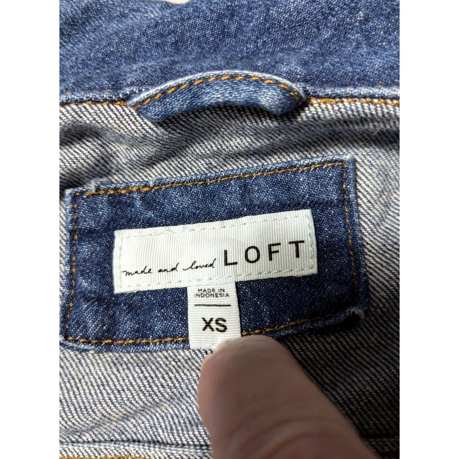 Ann Taylor LOFT Women XS Blue Stretch Denim Trucker Jacket, Regular, Button Closure, Casual, Jeans, Denims, Trucker Jacket Size 26" / US 2 / IT 38 - 6 Thumbnail