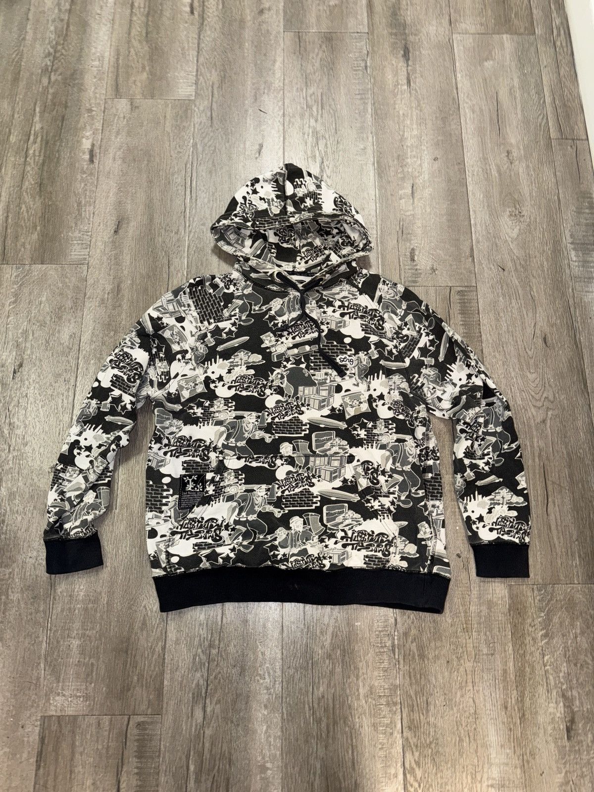 LRG 2000s LRG GRAFFITI HOODIE Size US M / EU 48-50 / 2 - 1 Thumbnail