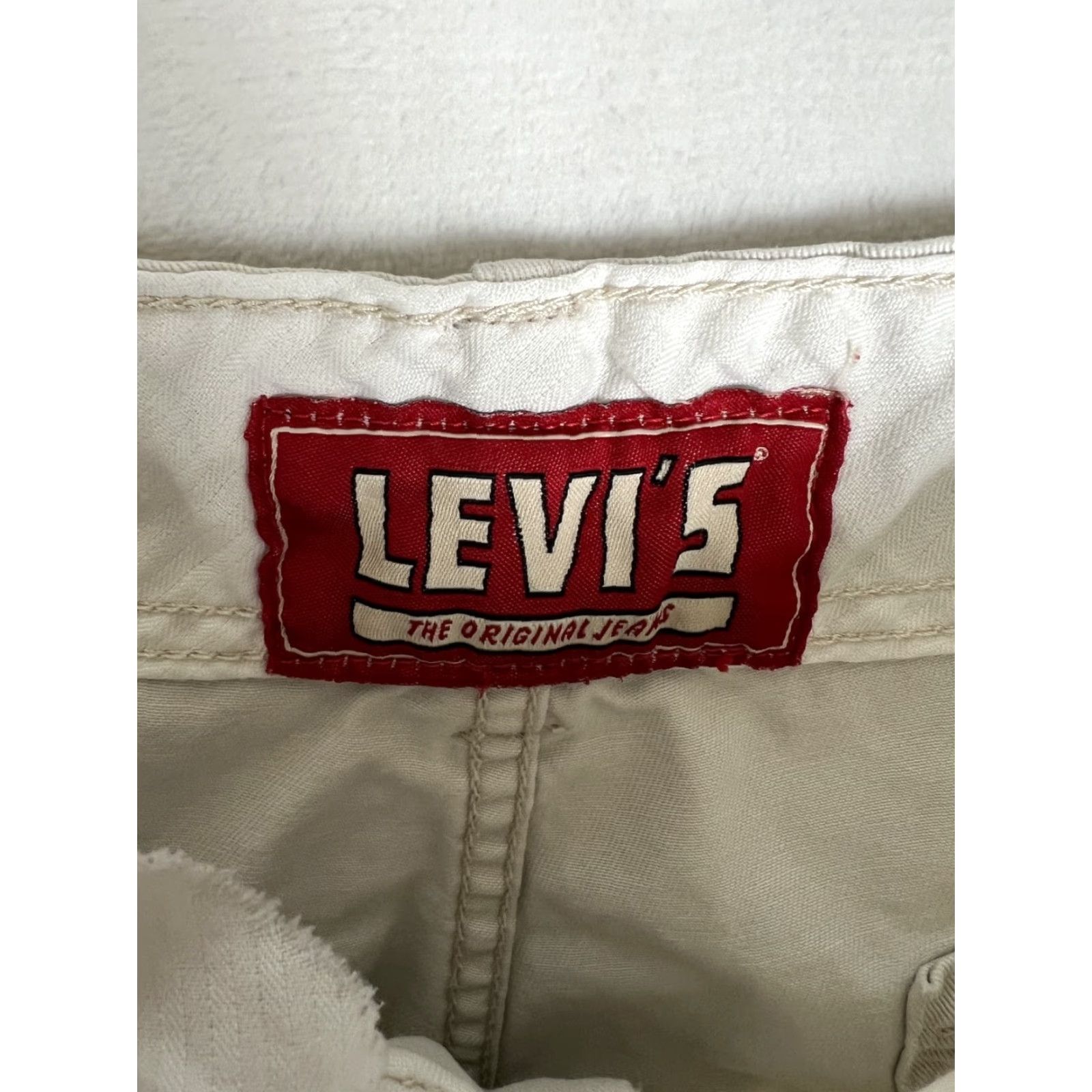 Levi's Levi’s Cargo Shorts Beige 90s Grunge Skater Men 44 Casual Travel Size 44 Inseam 10 in Denim Pattern Solid Reg. Size US 44 / EU 60 - 5 Thumbnail