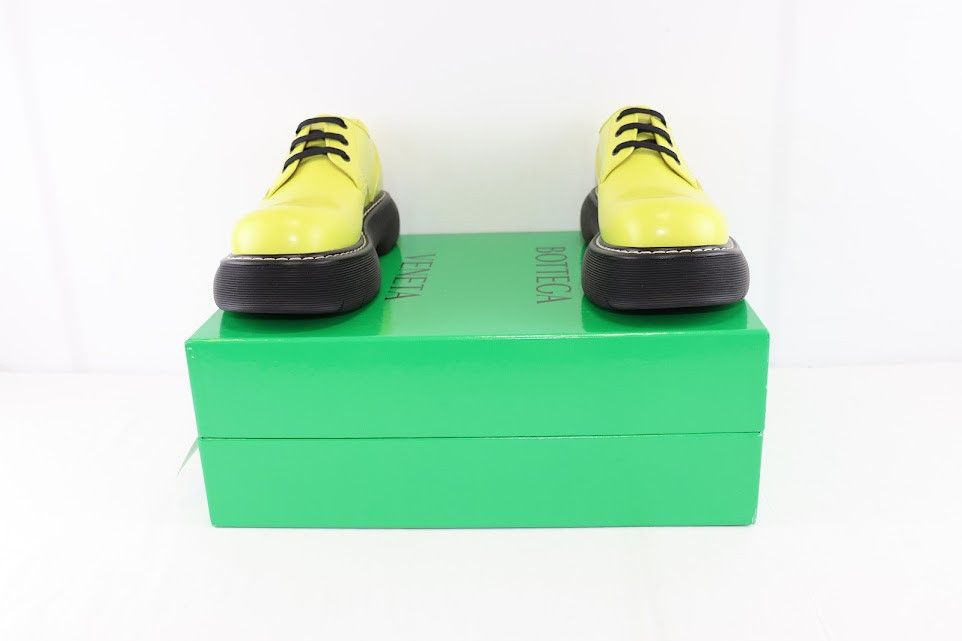 Bottega Veneta o1rshd1 Q:2 / Gloss Vinyl Swell Lace Up Boots in Kiwi/Black Size US 9 / EU 42 - 16 Thumbnail