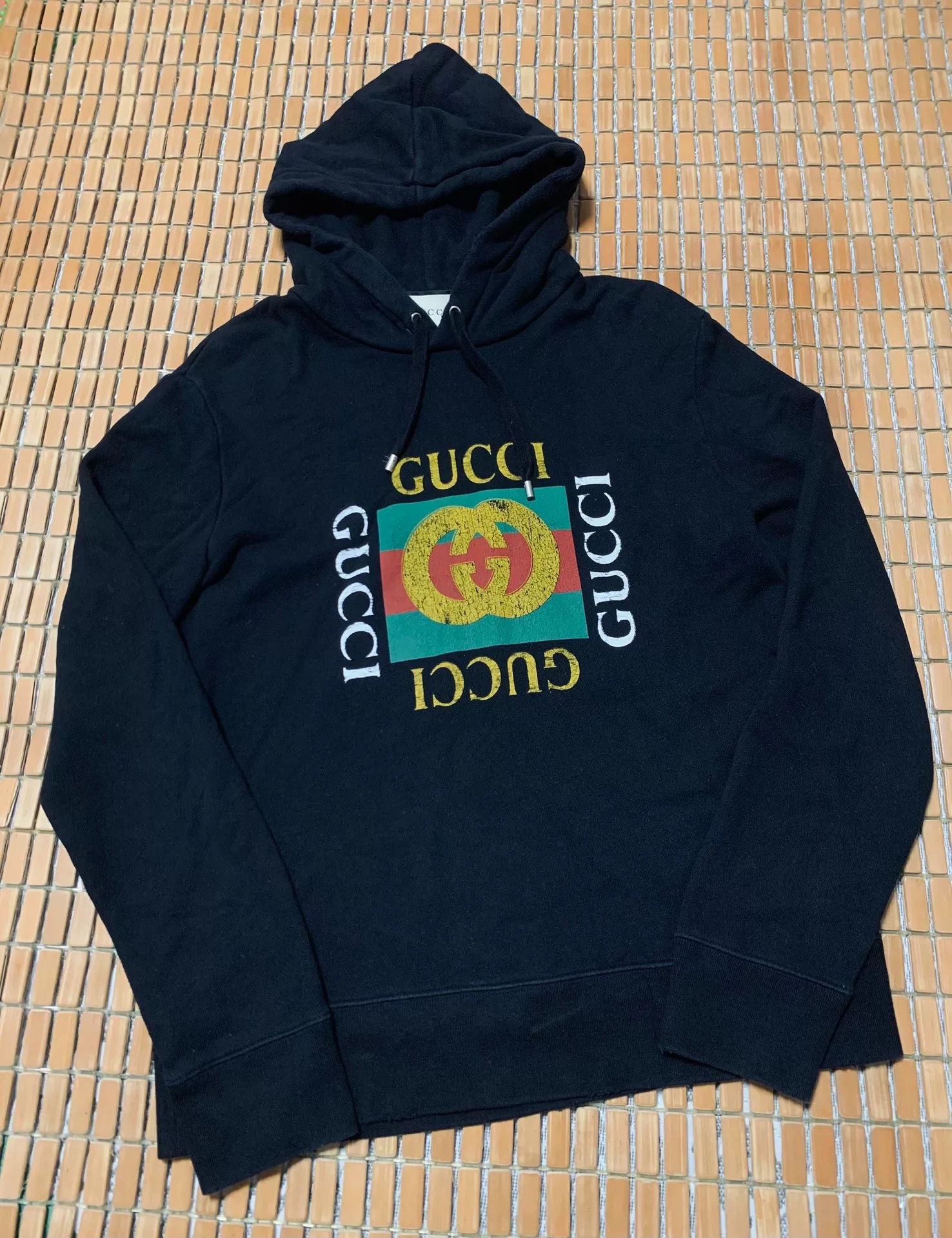 Gucci Gucci Black Distressed Logo Print Hoodie Size US M / EU 48-50 / 2 - 1 Thumbnail