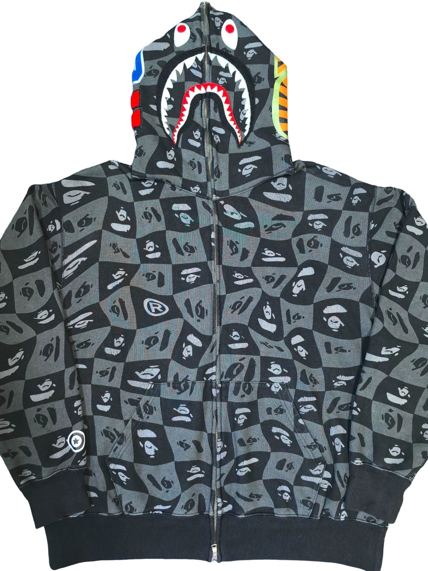 Bape A Bathing Ape Checkerboard Shark Hoodie Size XXL Size US XXL / EU 58 / 5 - 1 Thumbnail