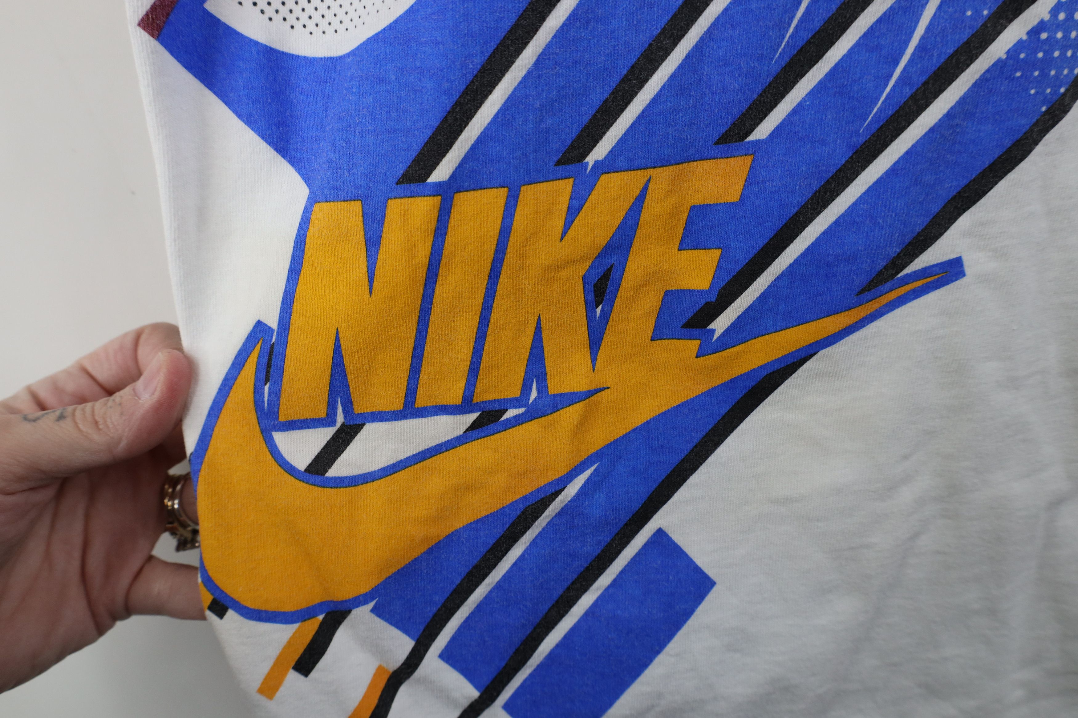 Nike Vintage 90s Nike Abstract Spell Out T-Shirt White USA Size US XL / EU 56 / 4 - 6 Thumbnail