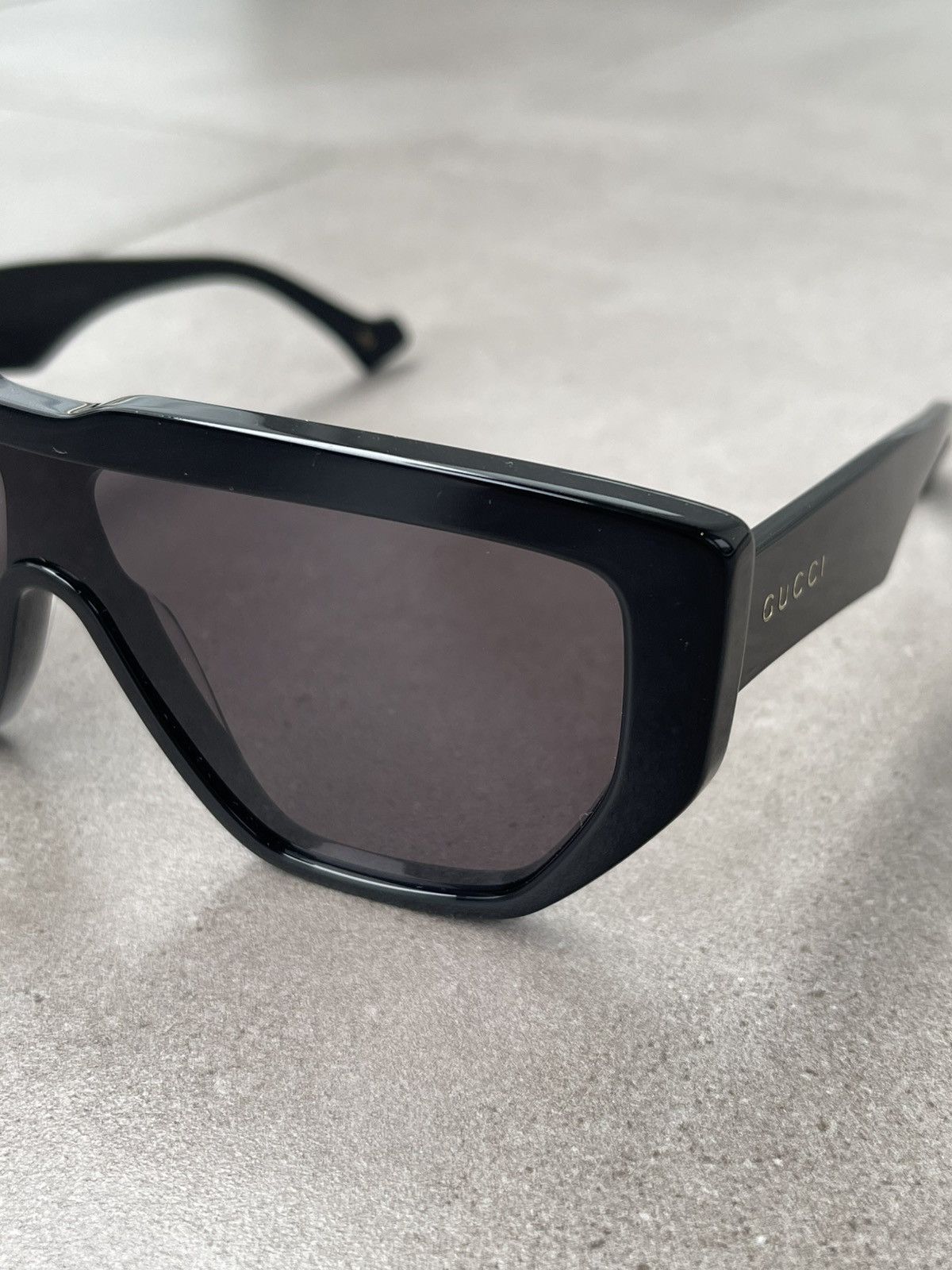 Gucci !DS! Gucci GG0997S Black Shield Sunglasses Size ONE SIZE - 1 Thumbnail