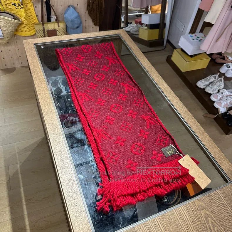 Louis Vuitton Louis Vuitton Logo mania Wool Wool Scarf Size ONE SIZE - 2 Thumbnail