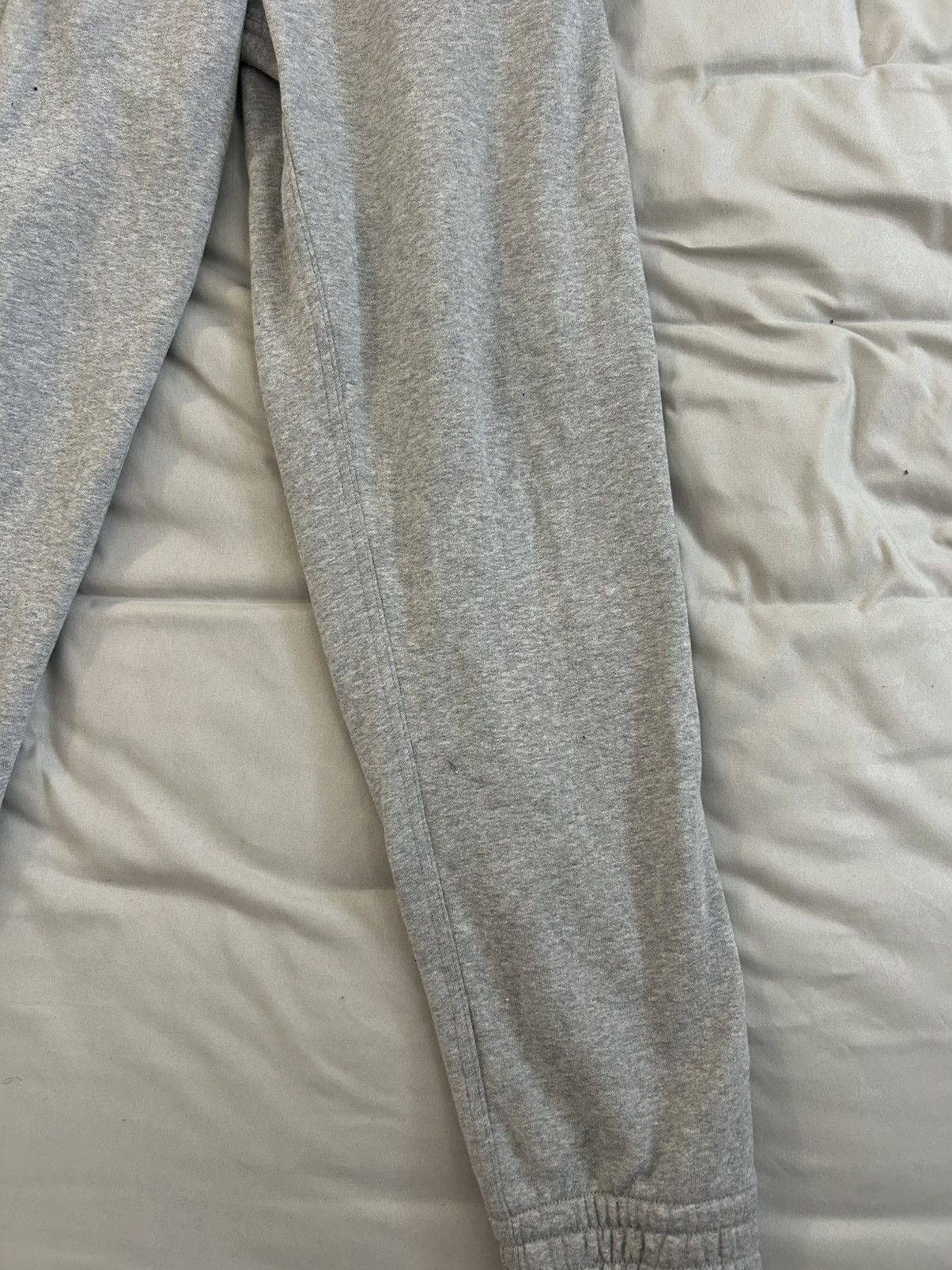 Burberry Grey Burberry joggers Size US 34 / EU 50 - 11 Thumbnail