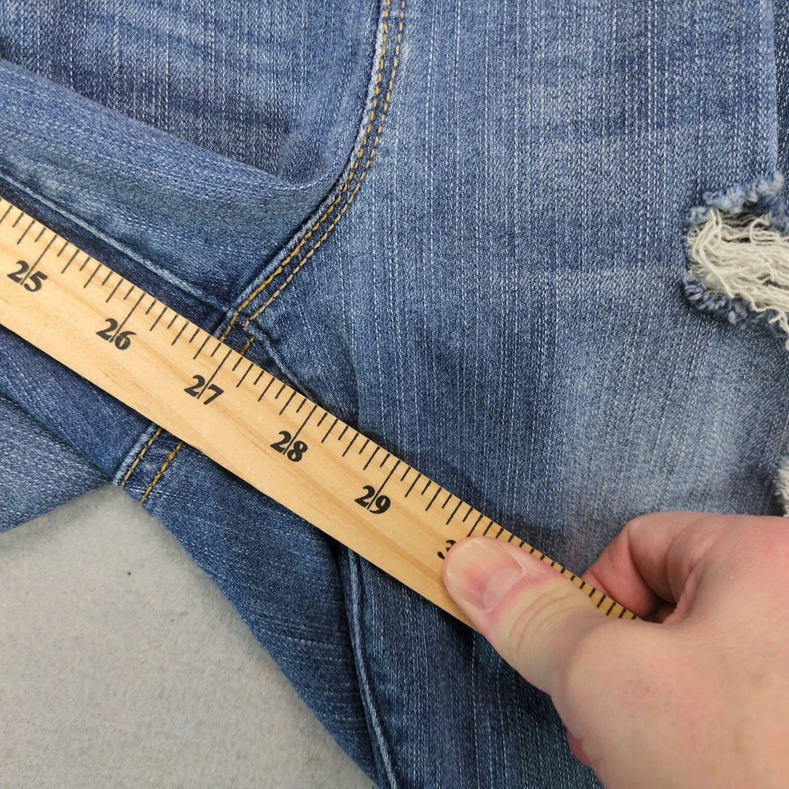 Other Torrid Bombshell Skinny Jeans Women's 18S Distressed 36x27" Size 40" / US 18 - 6 Thumbnail
