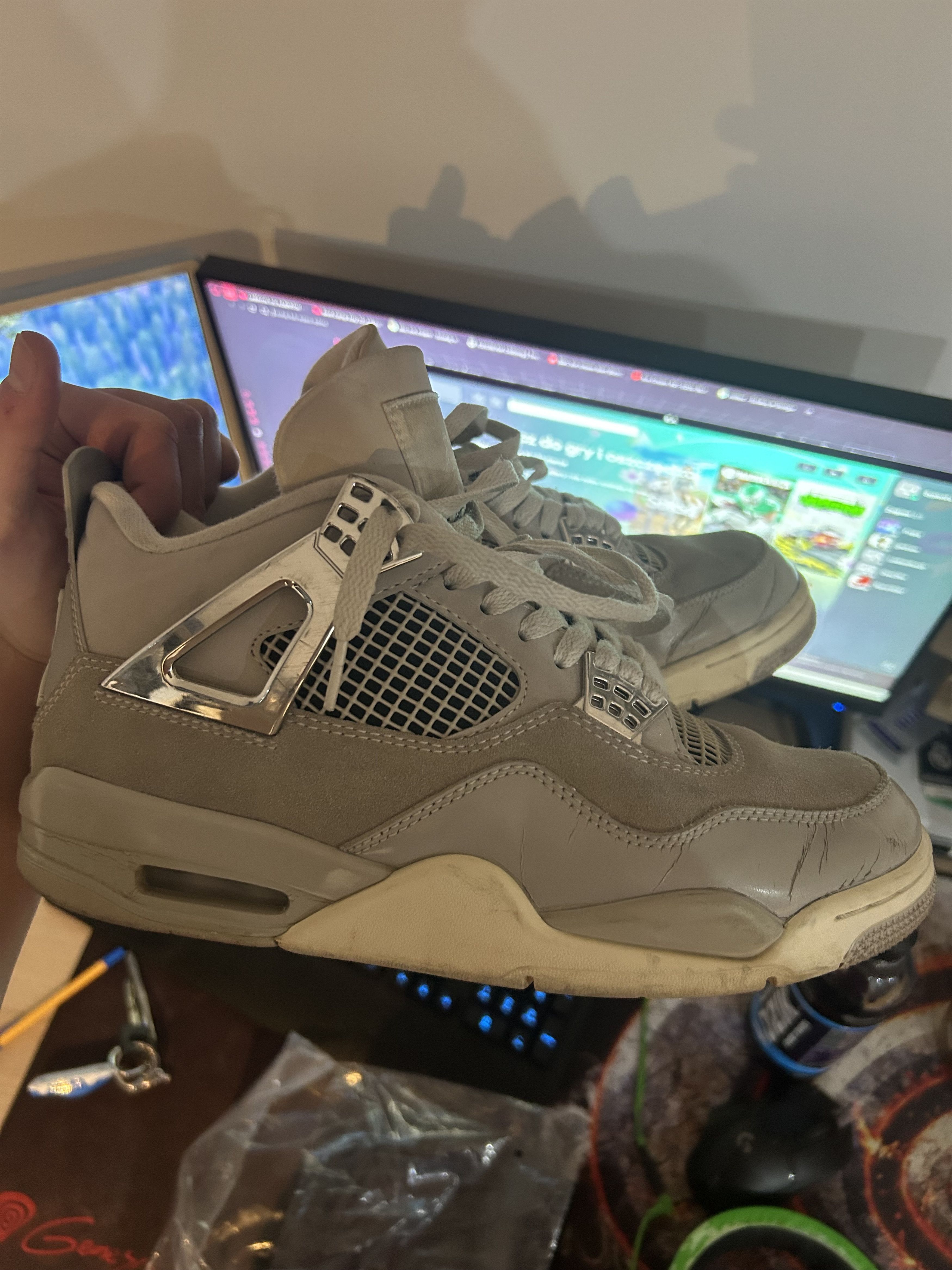 Nike Air Jordan 4 Frozen Moments