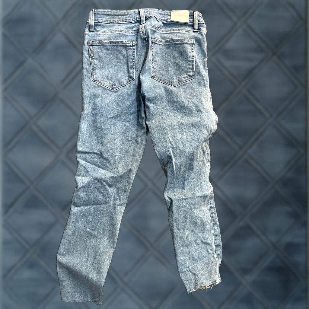 Paige PAIGE Verdugo Crop Jeans Women's Size 27 Blue Raw Hem Size 27" / US 4 / IT 40 - 1 Thumbnail