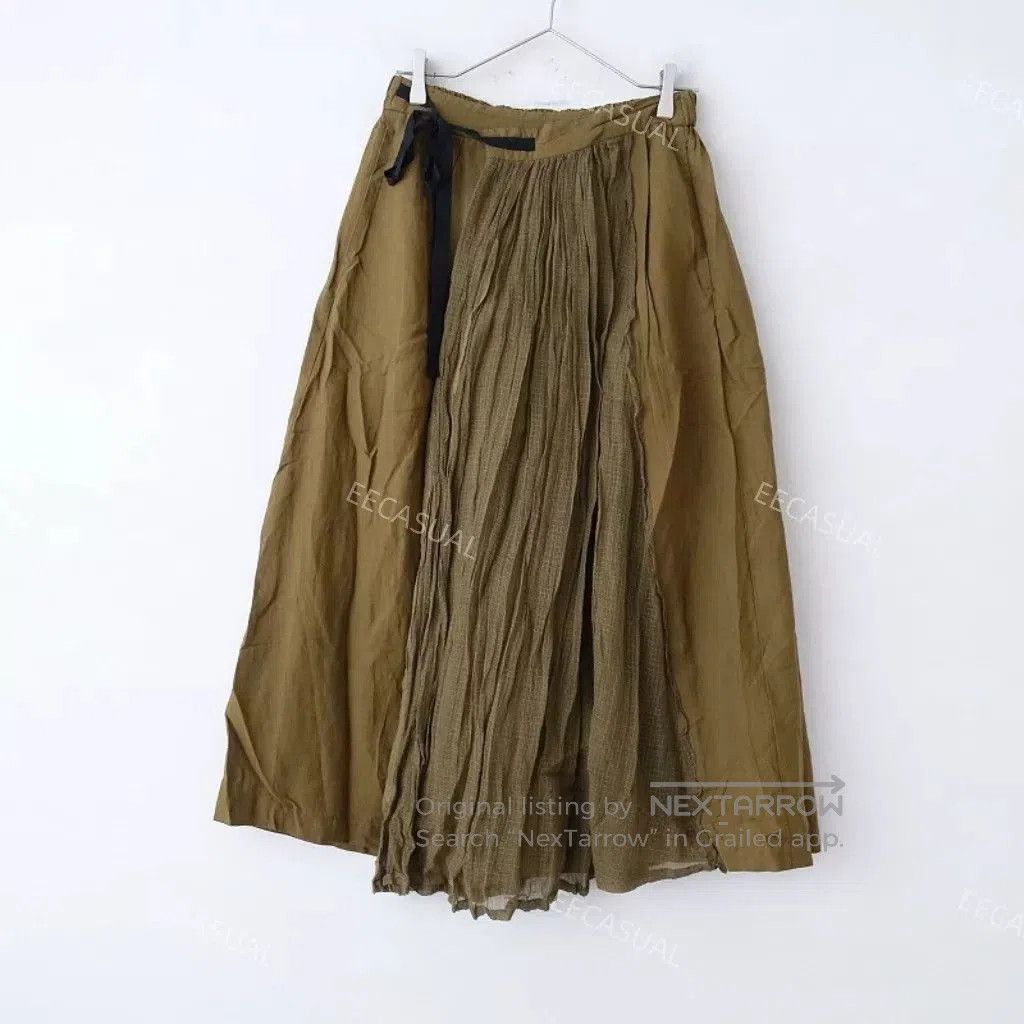 Pas de Calais Pas de Calais Khaki Midi Skirt. Size 35" - 1 Thumbnail
