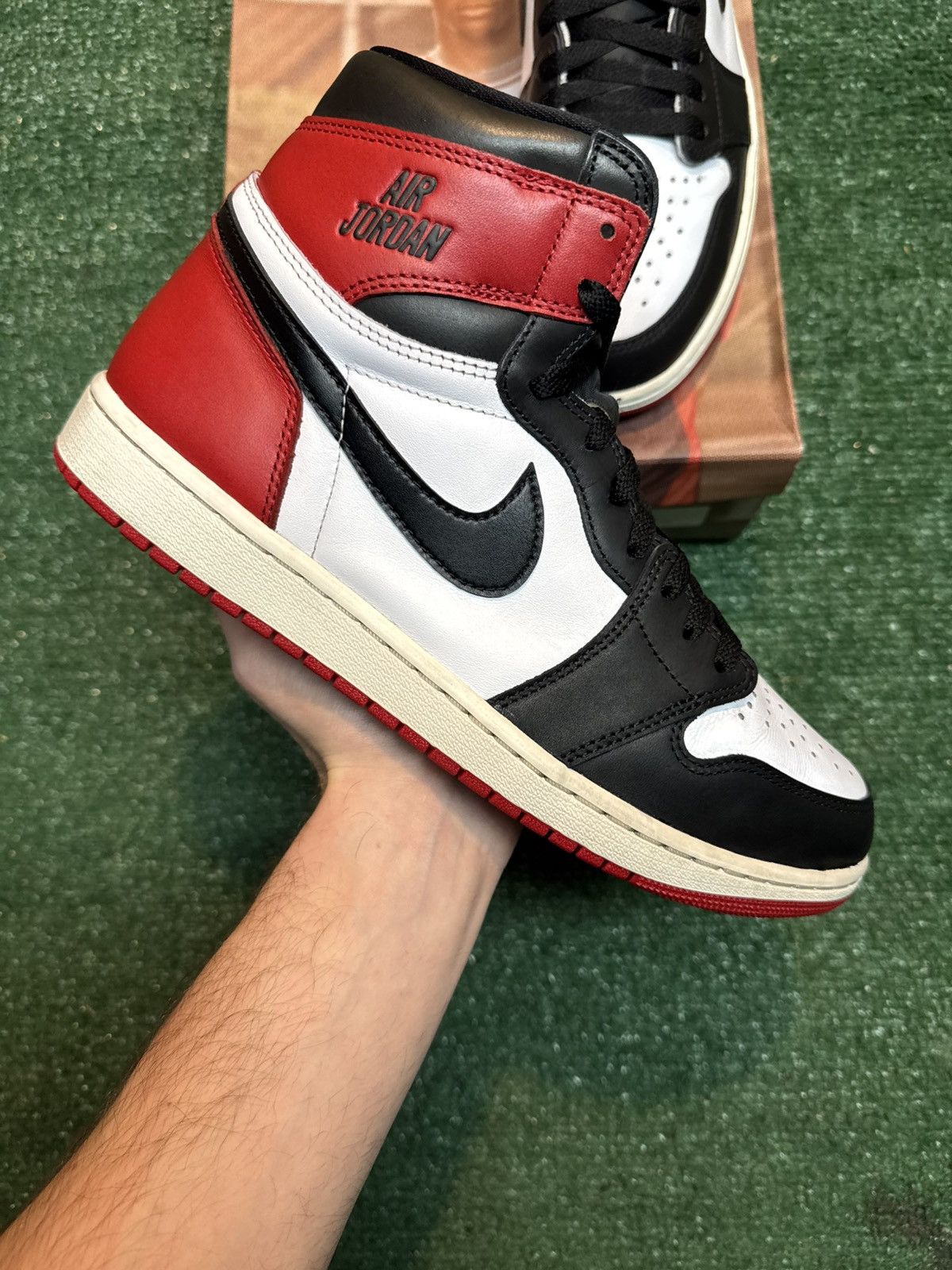 Jordan Retro 1 Black Toe Reimagined Size 11