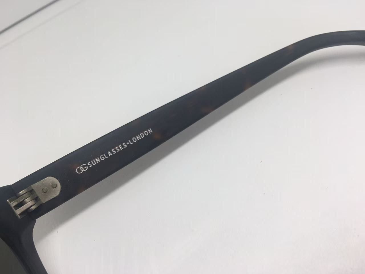 Other Oliver Gold Smith Matte Dark Tortoise Sunglasses Frame Size ONE SIZE - 4 Thumbnail