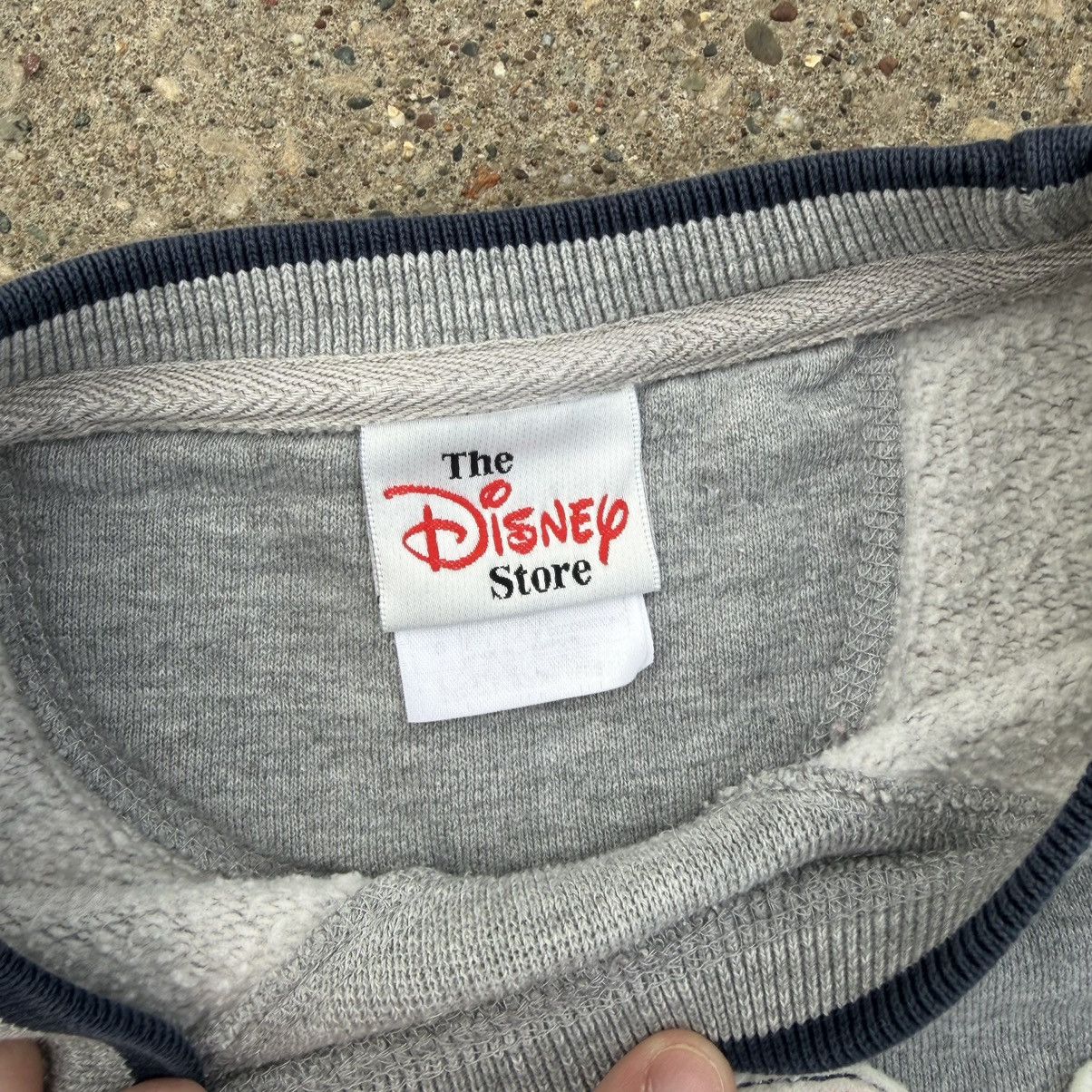 Disney Vintage Disney Tigger Crew Adult Small Size US S / EU 44-46 / 1 - 3 Thumbnail