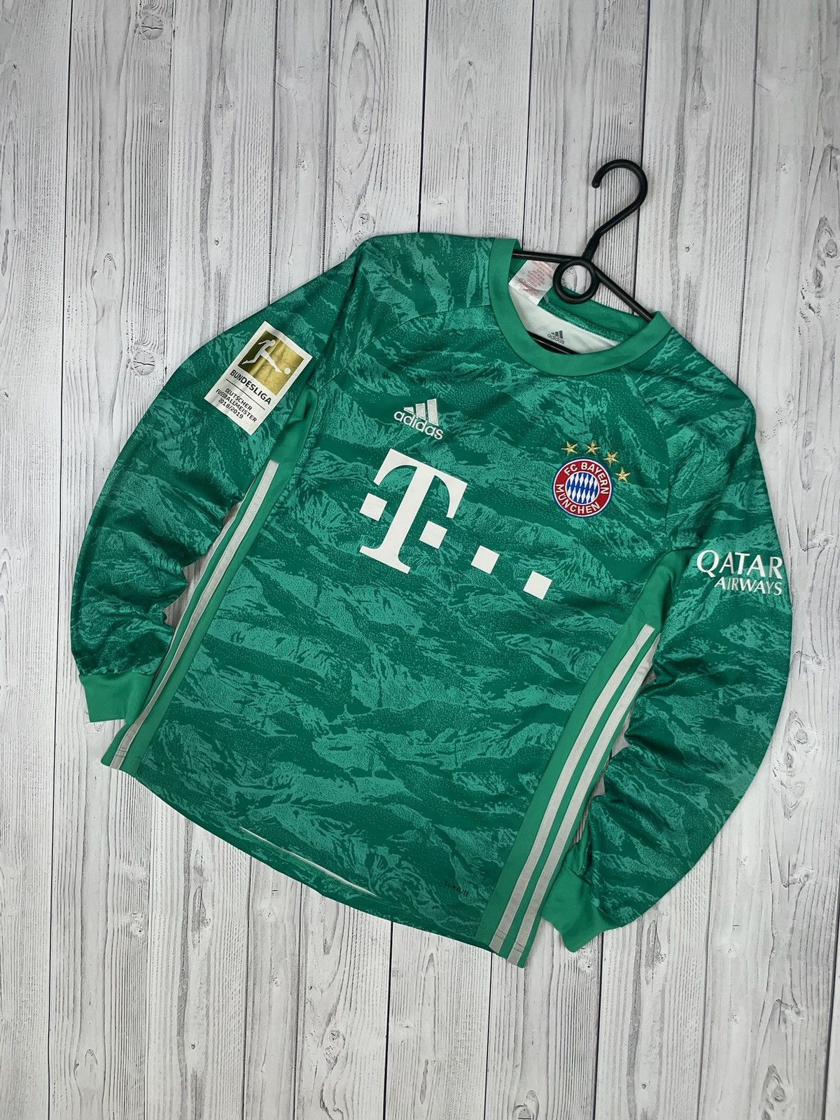 Adidas Vintage adidas Neuer 1 soccer jersey goalkeeper size Xs Size US XS / EU 42 / 0 - 2 Thumbnail