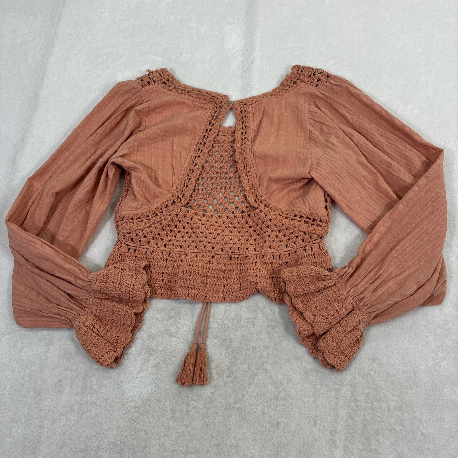 Free People Free People Crocheted Crop Bell Sleeve Boho Top Small Size S / US 4 / IT 40 - 10 Thumbnail
