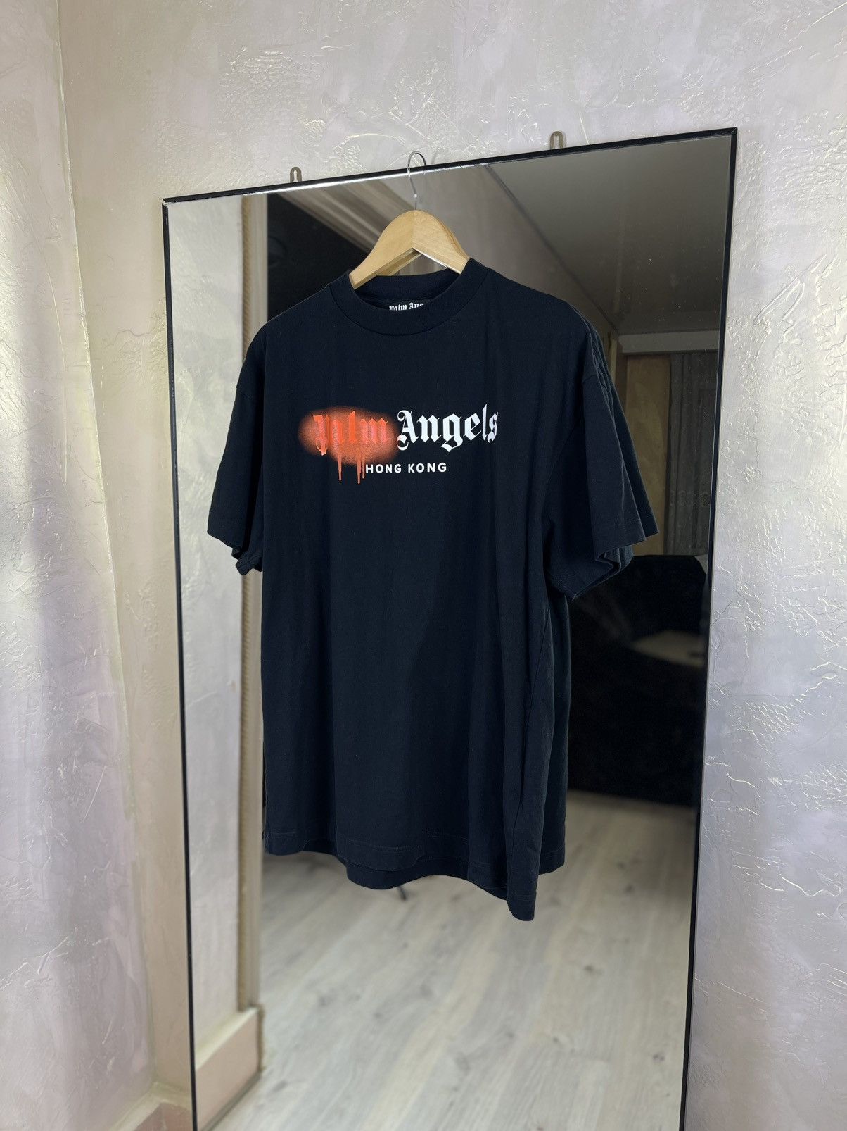 Palm Angels Palm Angels Hong Kong Spray Logo Oversized Tee Size US L / EU 52-54 / 3 - 1 Thumbnail