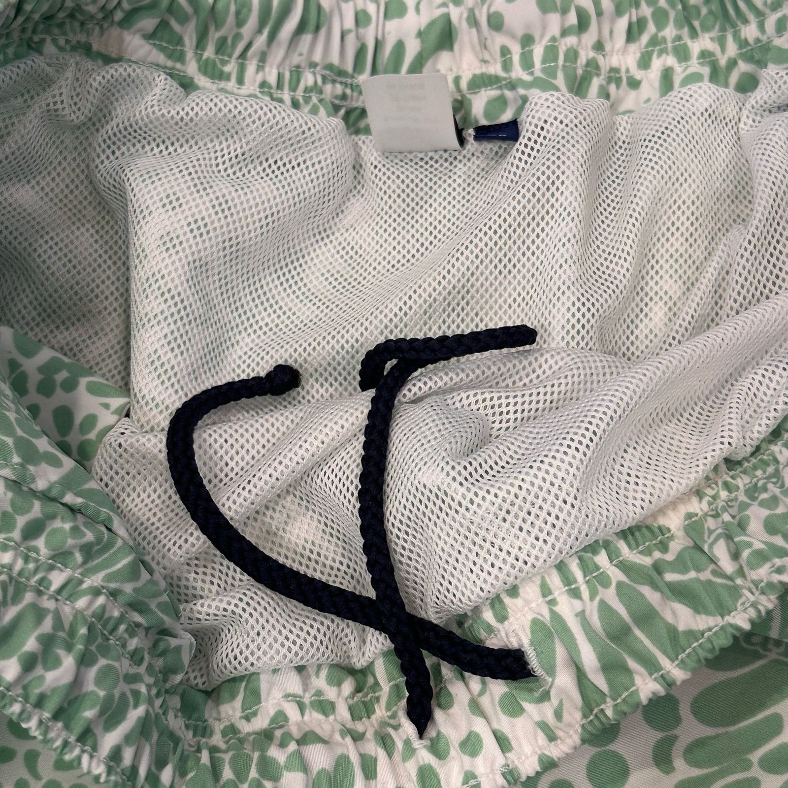 Vineyard Vines Men's Vineyard Vines Swim Trunks sz XL Men's Swimwear Size US 40 / EU 56 - 5 Thumbnail