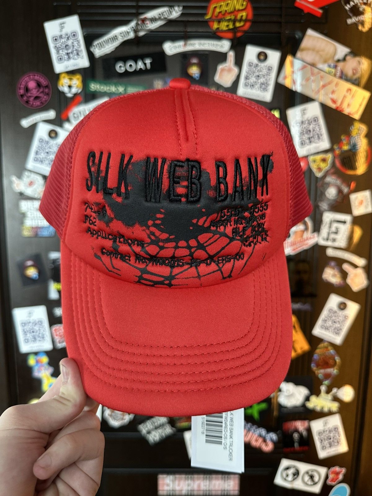 Sp5der × Young Thug Spider Worldwide Silk Web Bank Red Trucker Cap Size ONE SIZE - 2 Thumbnail