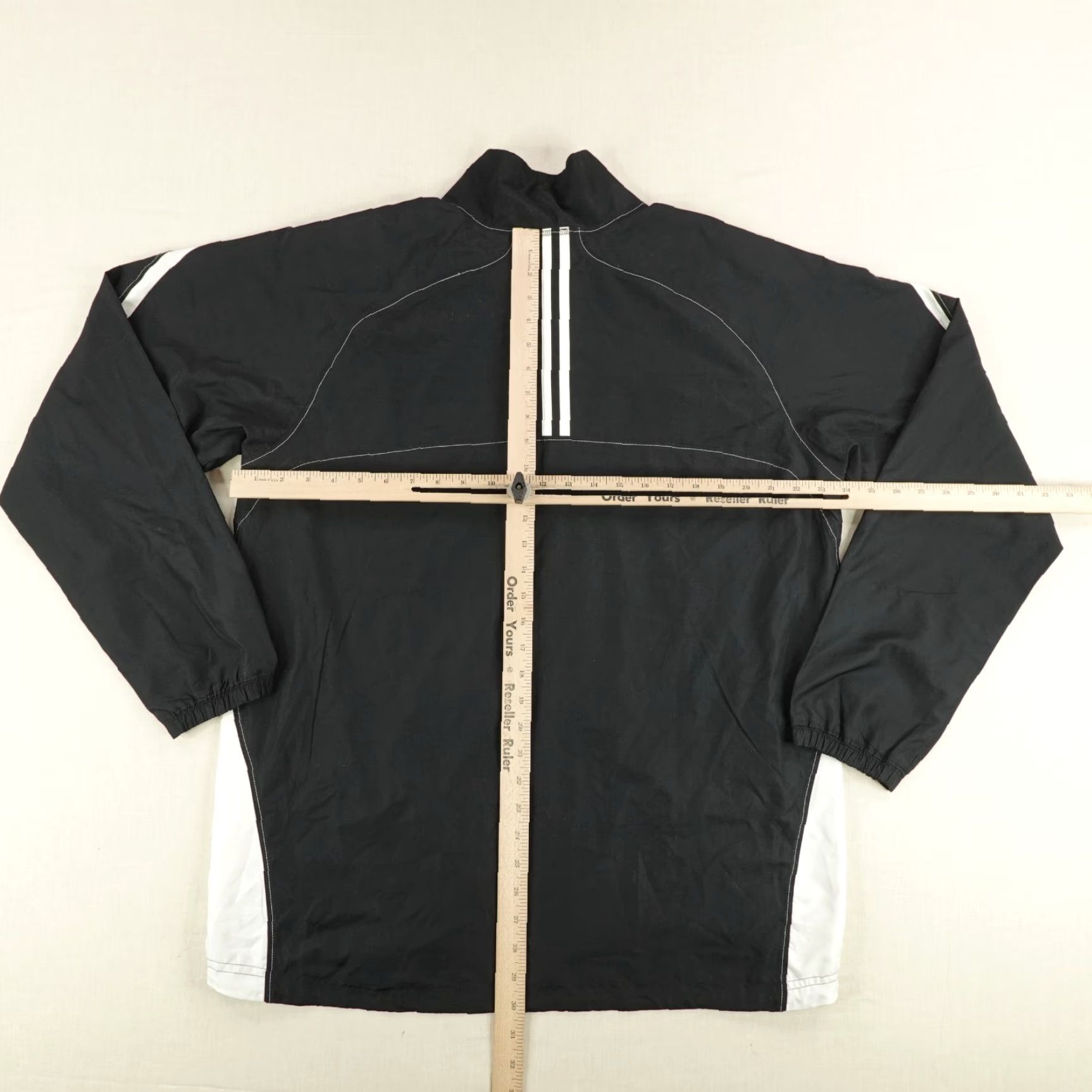 Adidas Adidas Jacket Mens Large Black Windbreaker Zip Full Zip Sports Outdoor Athleisure Soccer Running Track Pockets Windproof Size US L / EU 52-54 / 3 - 6 Thumbnail