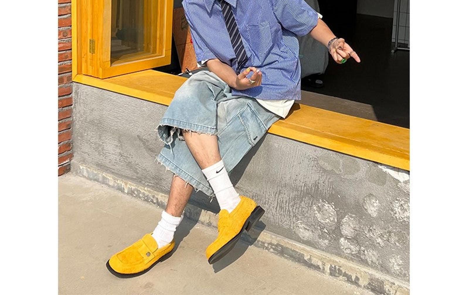 Jean × Vintage Oversized Pleated Double Knee Jorts, Baggy Jean Shorts Size US 33 - 6 Thumbnail