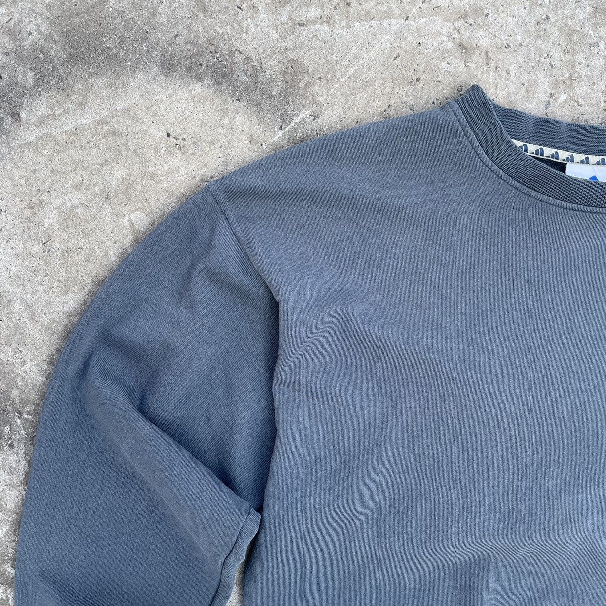 Adidas Vintage Adidas Sweatshirt Small Logo Y2K 90s Style USA Size US M / EU 48-50 / 2 - 3 Thumbnail