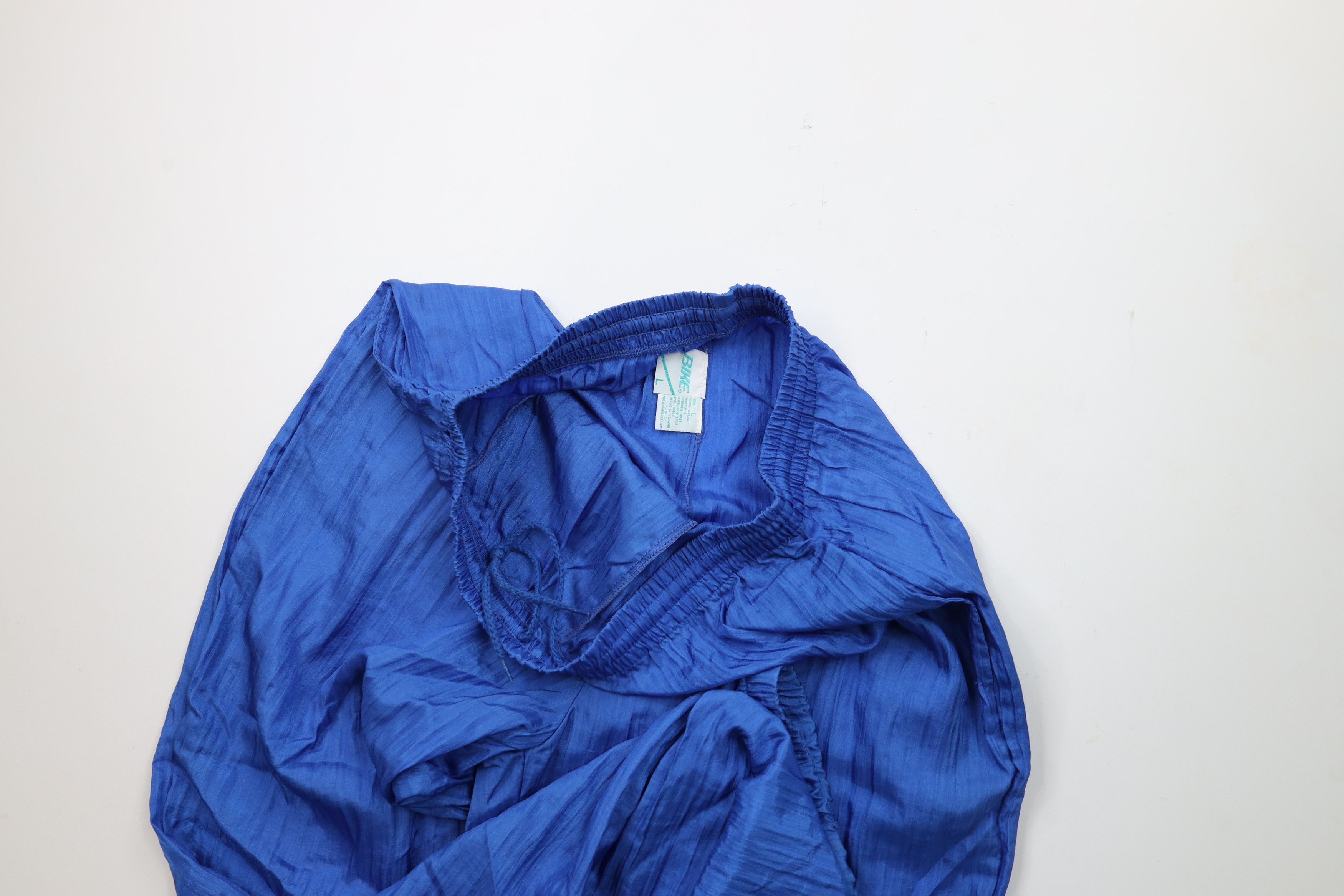 Vintage Vintage 90s Bike Cuffed Nylon Windbreaker Joggers Pants Size US 36 / EU 52 - 7 Thumbnail