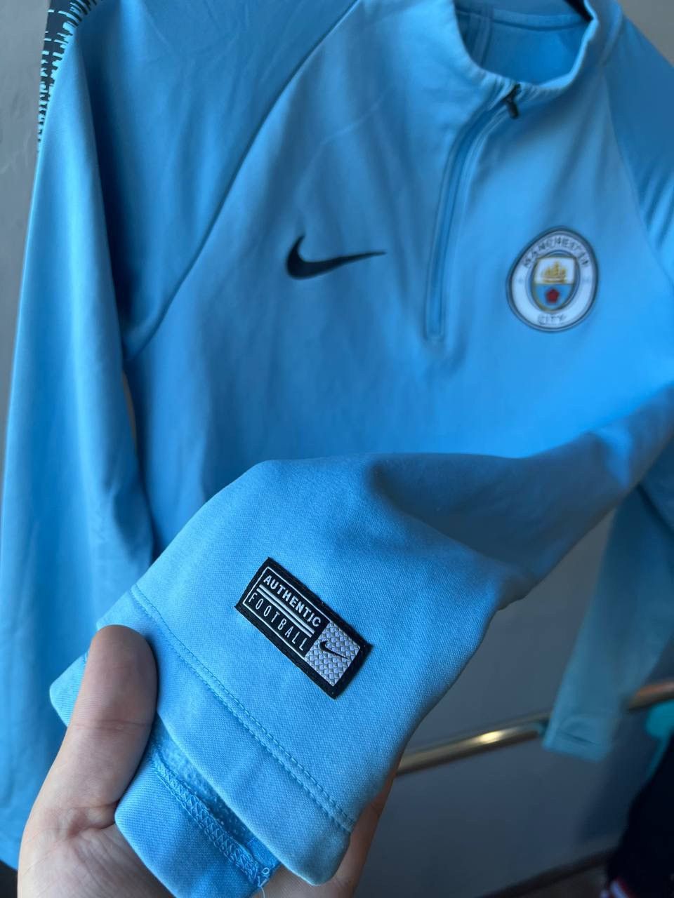 Nike MANCHESTER CITY TRAINING 1/4 ZIP SOCCER FOOTBALL LONG SLEEVE Size US S / EU 44-46 / 1 - 10 Thumbnail