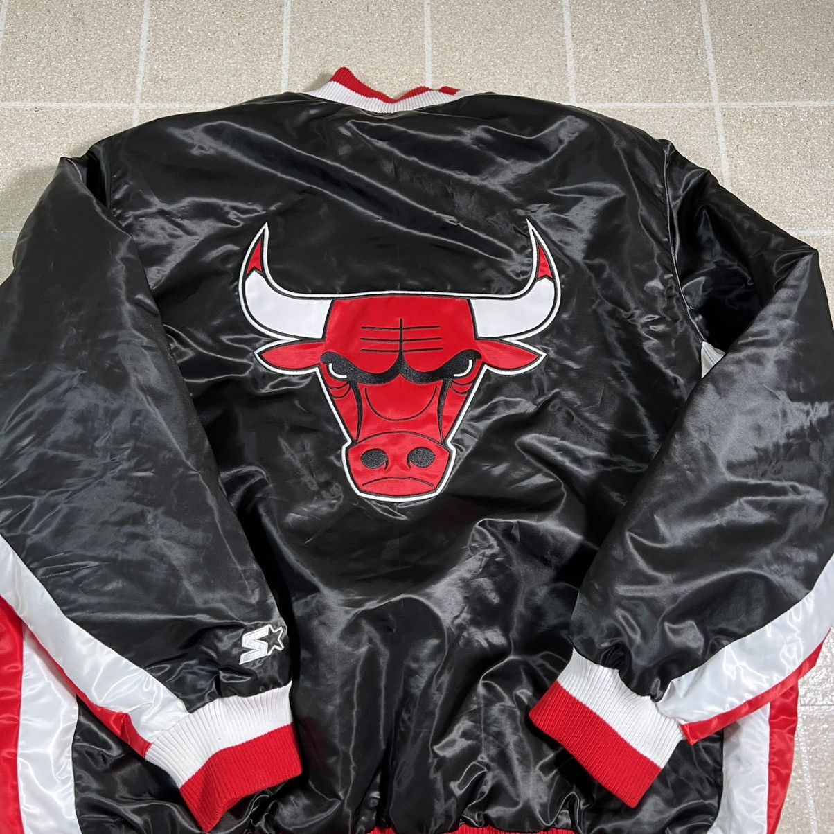 Starter Vtg Starter Chicago Bulls Satin Varsity Bomber Jacket 2XL Size US XXL / EU 58 / 5 - 2 Thumbnail