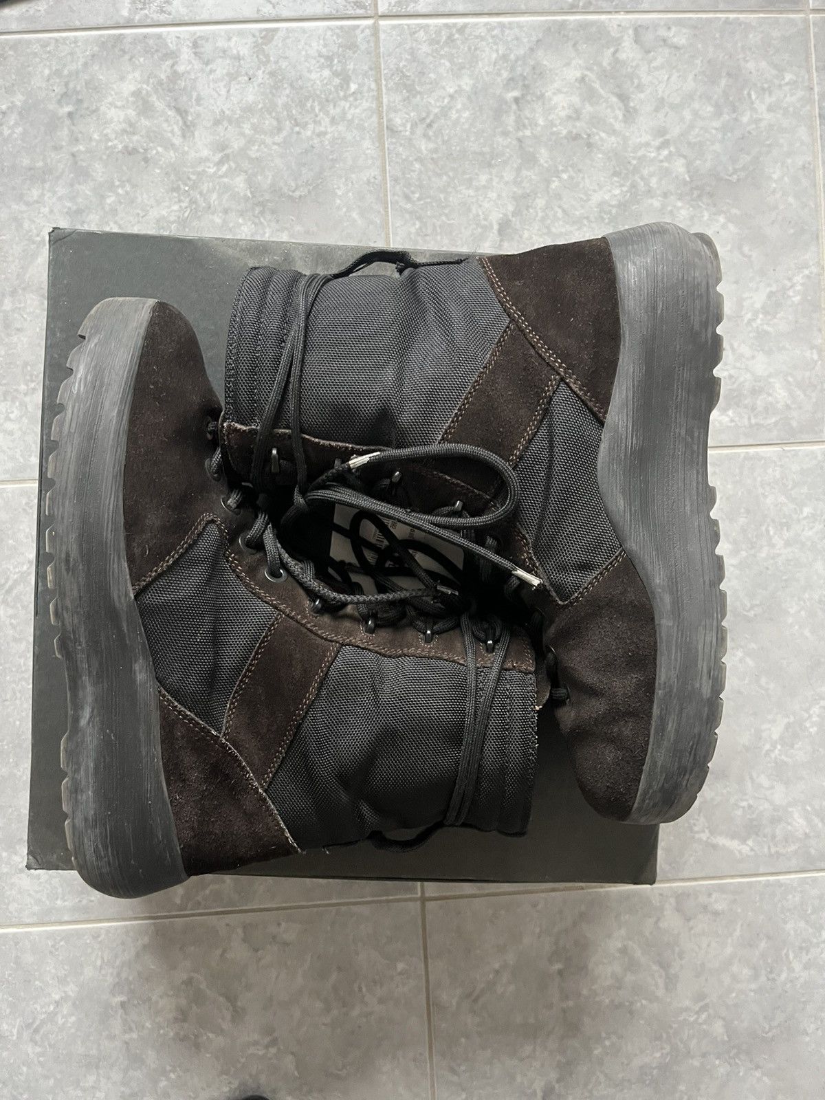 Yeezy yeezy season 3 military boot onyx shade oil Size US 10 / EU 43 - 1 Thumbnail
