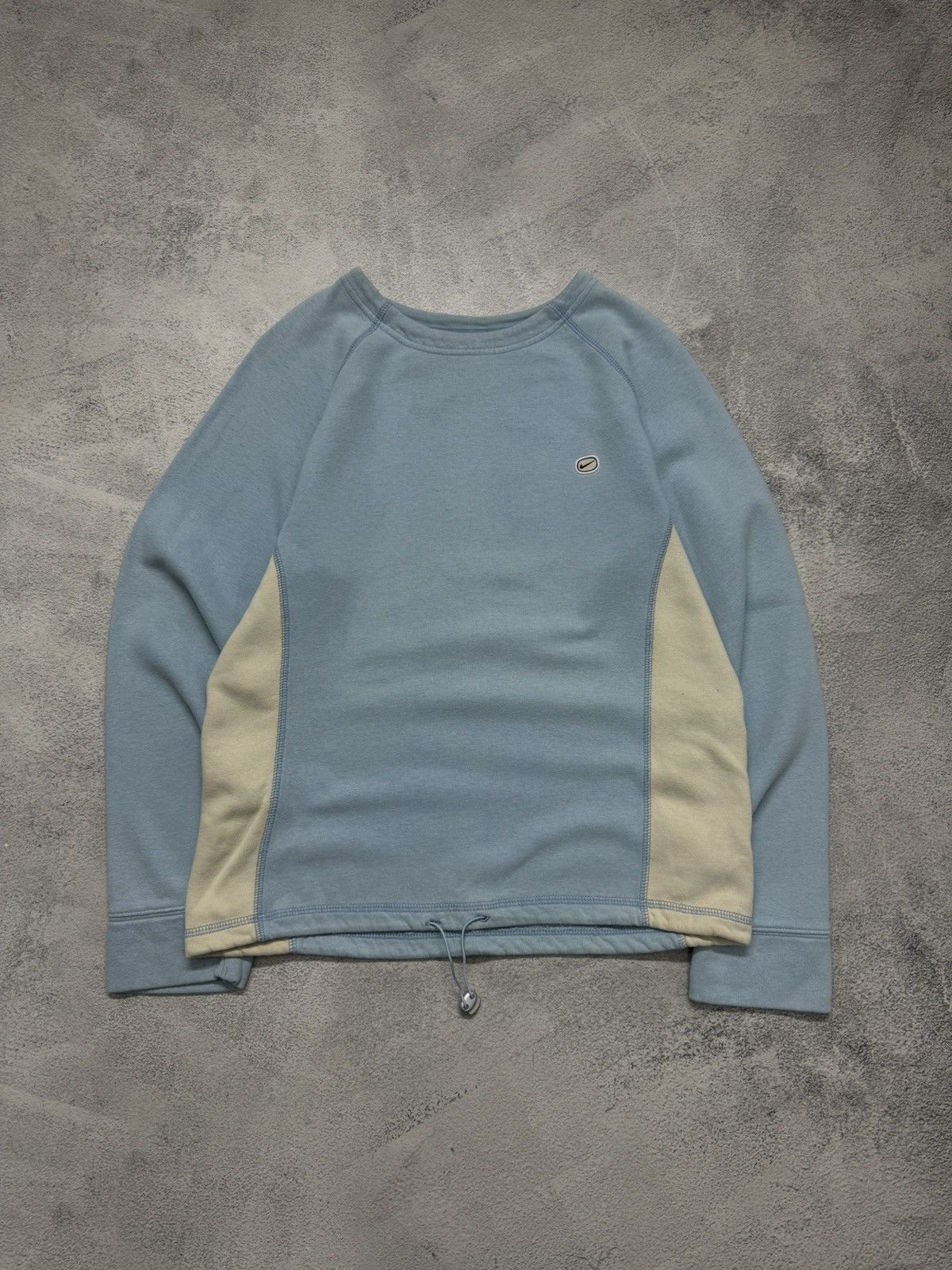 Nike Vintage Y2K Nike Mini Swoosh Sweatshirt 00’s Size US L / EU 52-54 / 3 - 4 Thumbnail