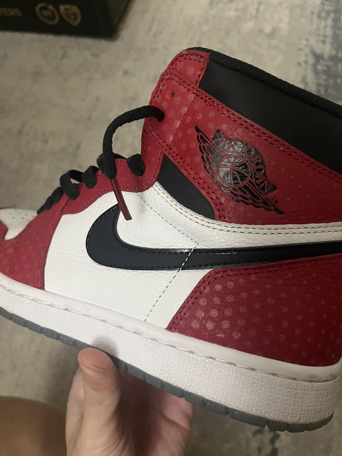 Jordan Brand × Nike Origin Story (Spider-Man) Jordan 1 High Size US 8.5 / EU 41-42 - 8 Thumbnail