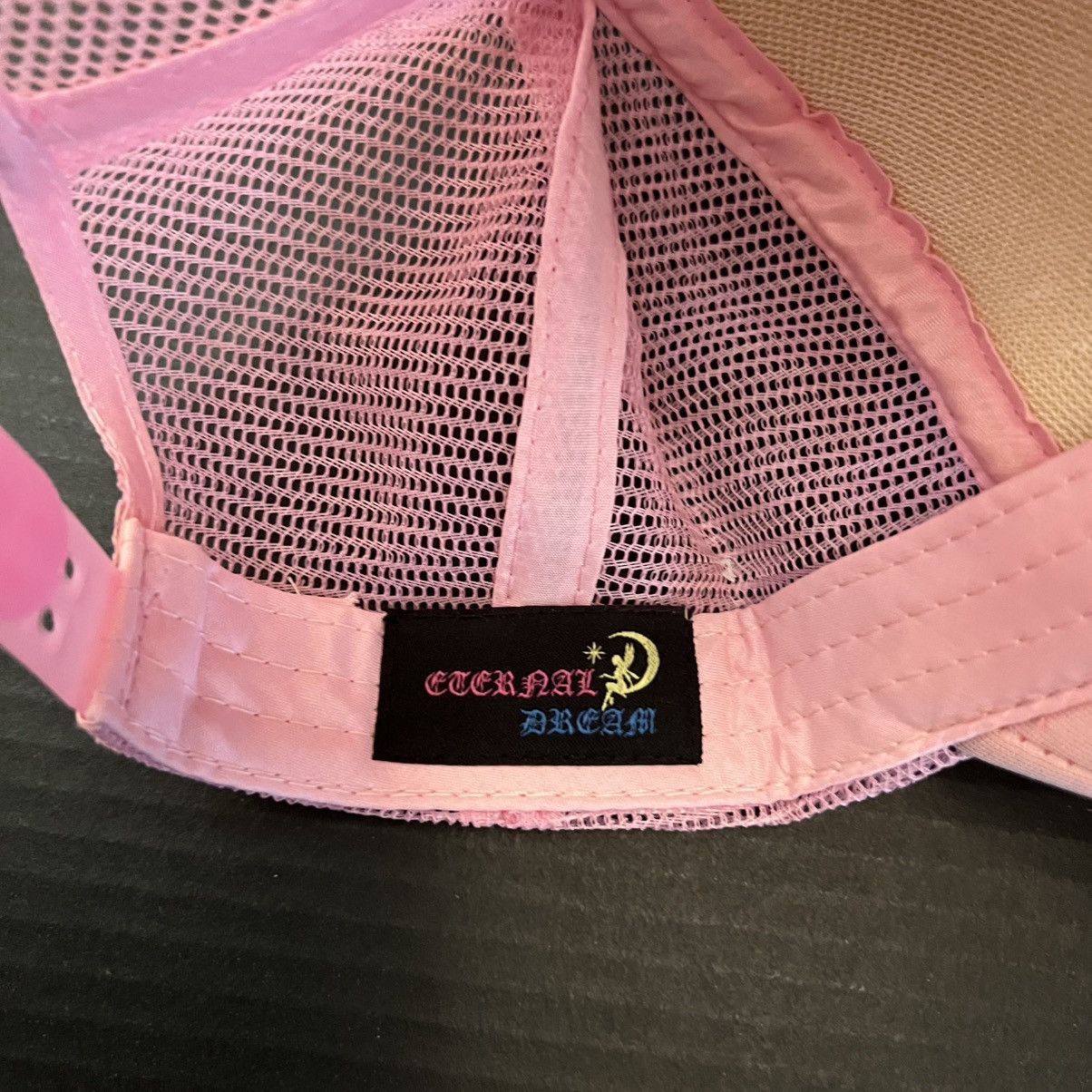 Ecosys Eternal Dream Aim Down Sight Crosshair Trucker Hat - Pink Size ONE SIZE - 2 Thumbnail