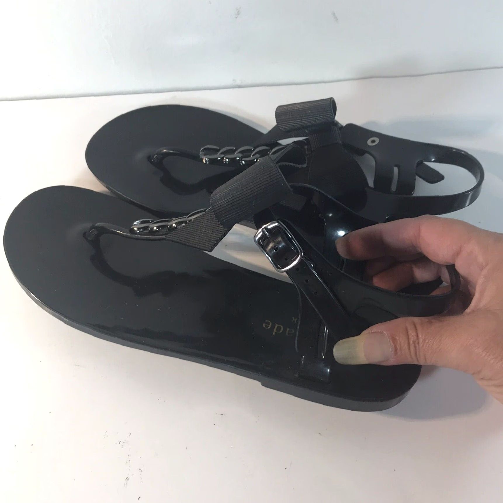 Vintage KATE SPADE NEW YORK Jelly Thong Sandals Bow Adjustable Buckle Womens Size 5 Black Size US 5 / IT 35 - 2 Thumbnail