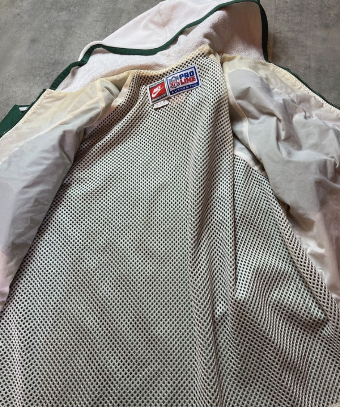 Nike Nike NFL Pro Line New York Jets Jacket XL Vintage Size US XL / EU 56 / 4 - 8 Thumbnail
