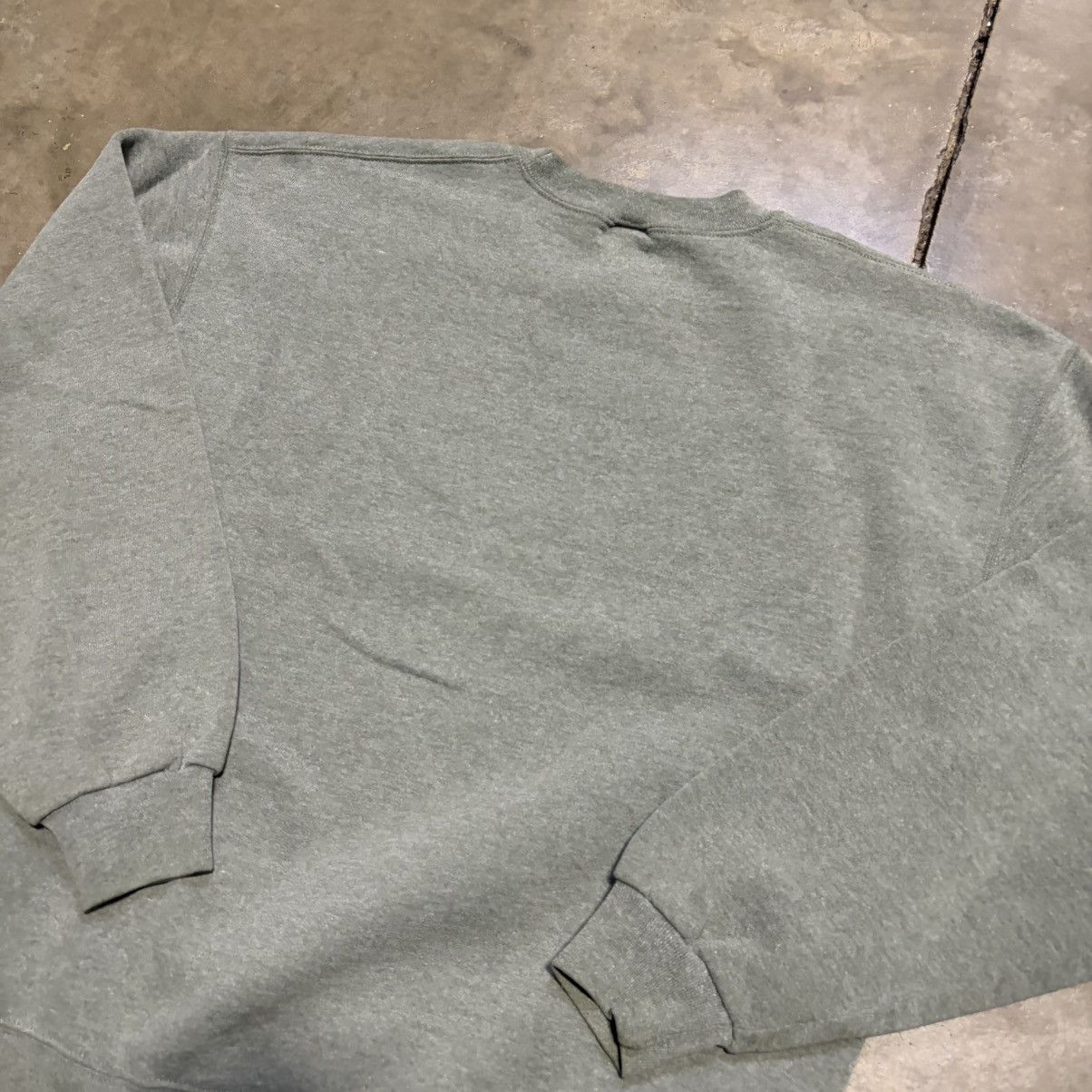 Russell Athletic Vintage Russell Athletic Crewneck Sweatshirt Blank 90s USA Size US L / EU 52-54 / 3 - 8 Thumbnail