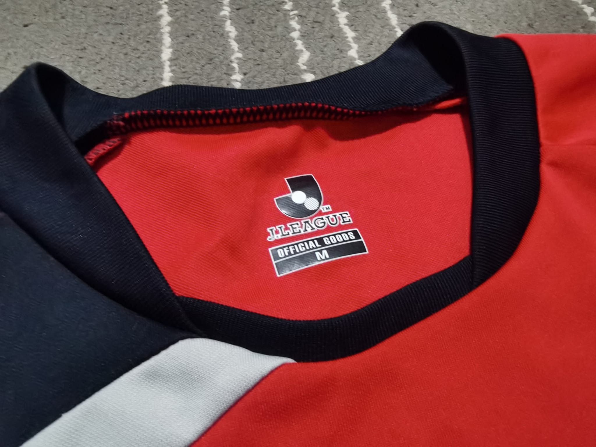 Japanese Brand J. LEAGUE roassa kumamoto jerseys S 2103 Size US S / EU 44-46 / 1 - 3 Thumbnail