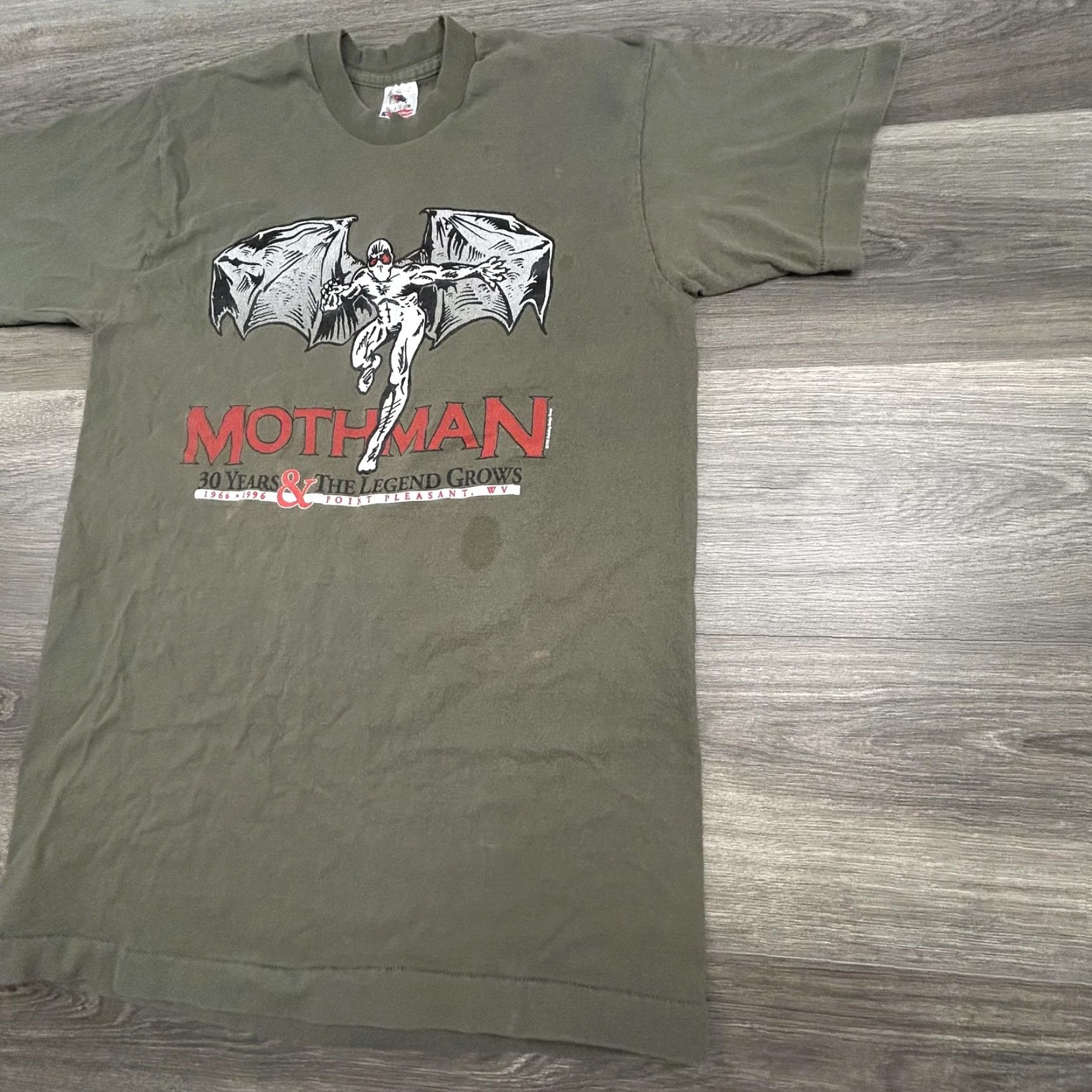 Fruit Of The Loom VINTAGE Mothman Shirt Mens Large 30 Years & The Legend Grows 1966–1996 Point Pleasant WV 90s USA Shirt Size US L / EU 52-54 / 3 - 4 Thumbnail