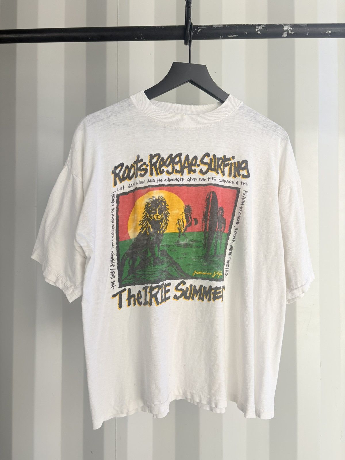 Vintage Thrashed The Irie Summer Faded Distressed Shirt GRUNGE Boxy Size US L / EU 52-54 / 3 - 1 Thumbnail