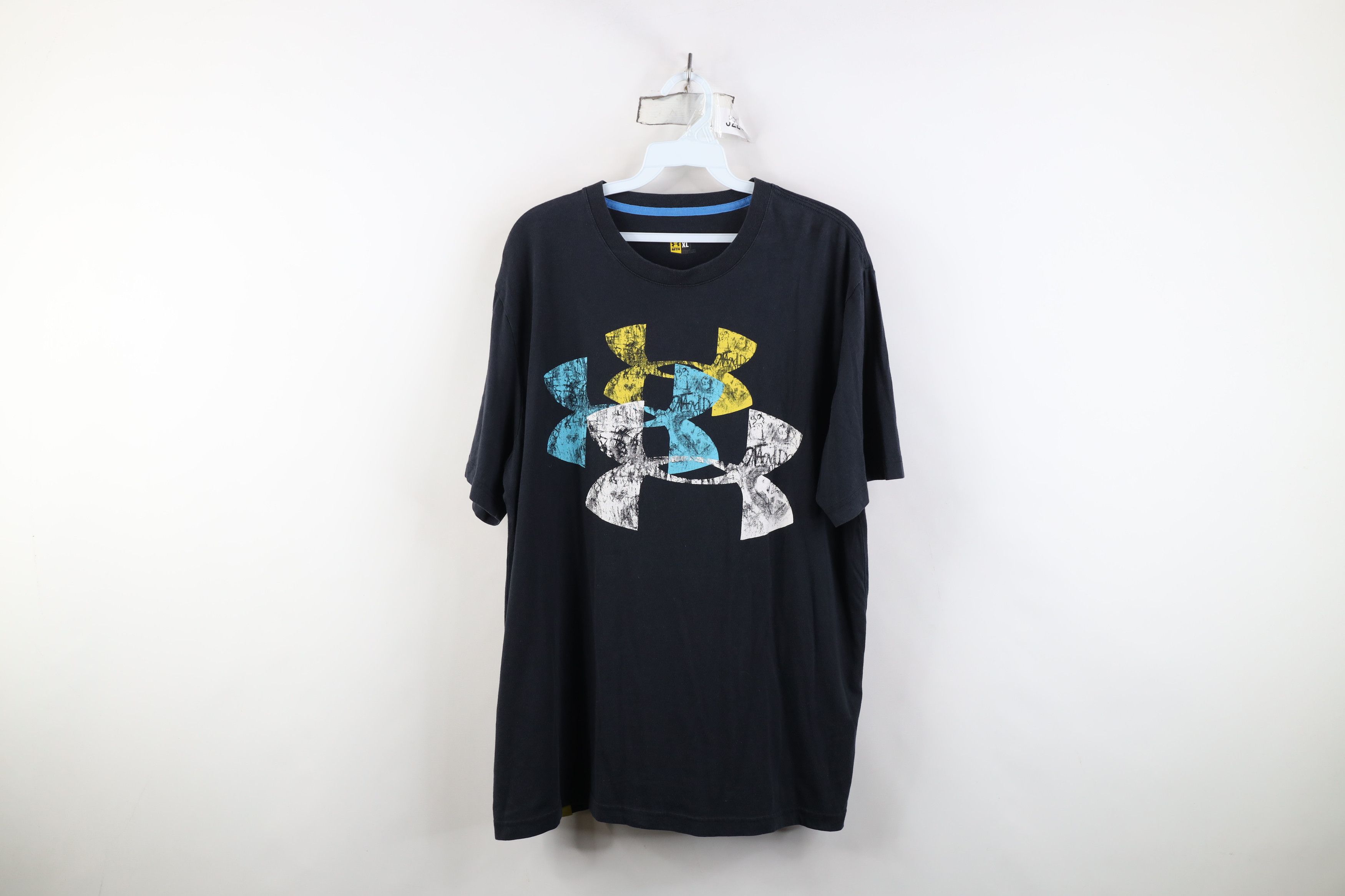 Under Armour Under Armour Mountain Big Logo Short Sleeve T-Shirt Black Size US XL / EU 56 / 4 - 1 Thumbnail