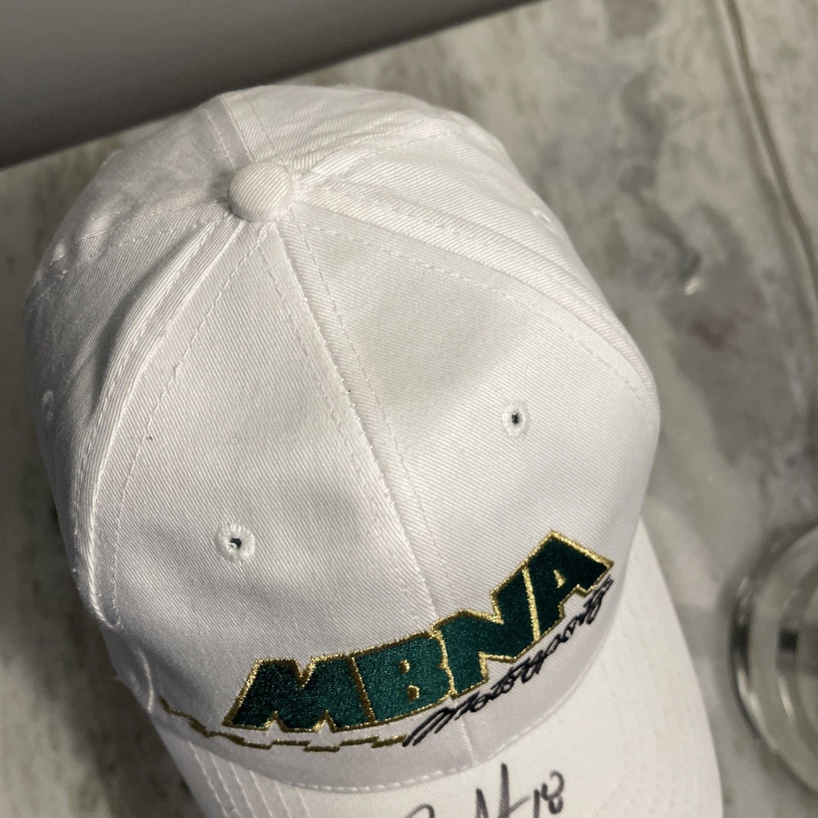 Vintage Bobby Labonte SIGNED #18 MBNA Racing Hat Rare Size ONE SIZE - 5 Thumbnail
