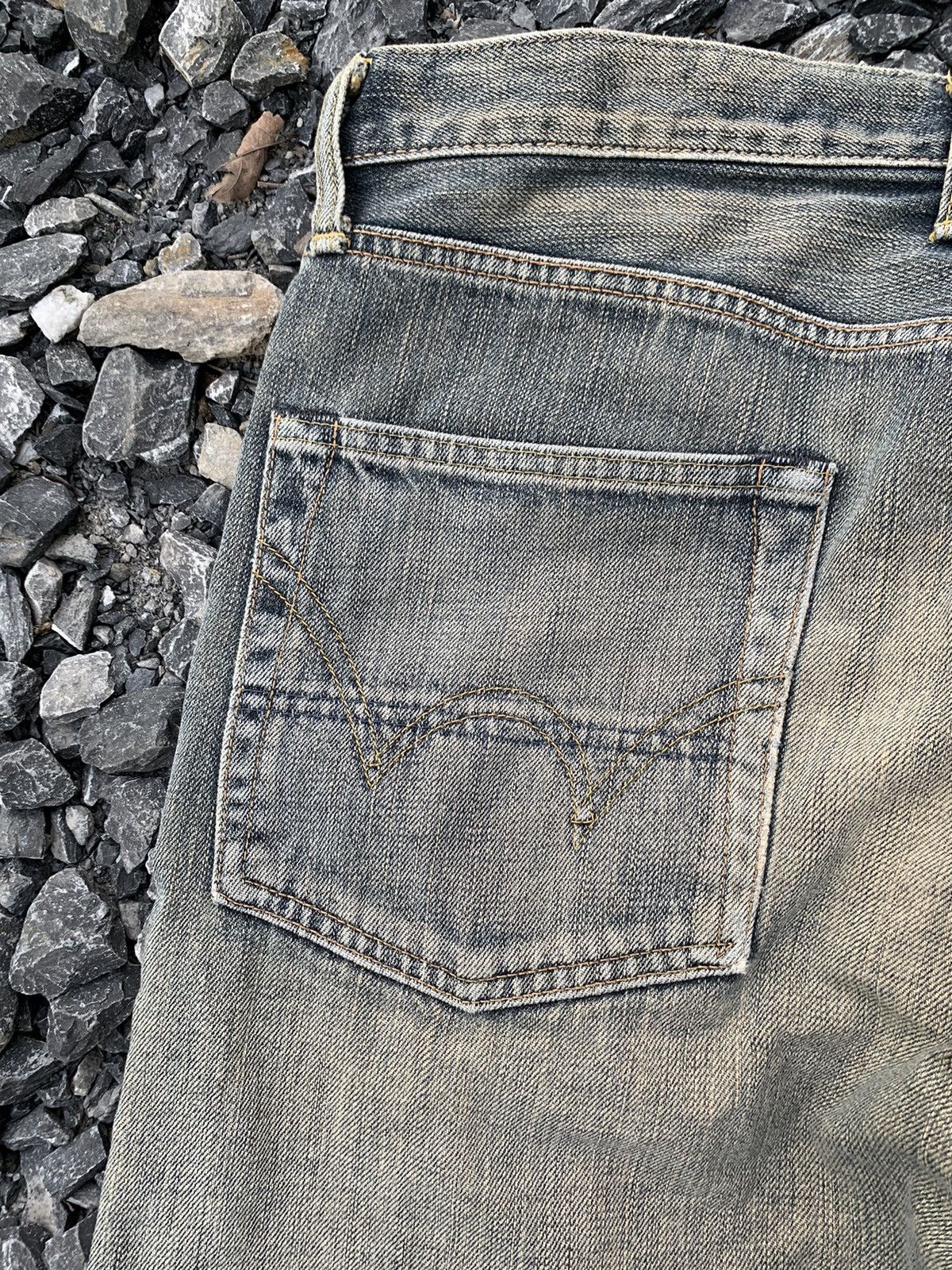 Edwin VINTAGE EDWIN 505Z SELVEDGE RUSTY JAPANESE DISTRESSED DENIM Size US 34 / EU 50 - 13 Thumbnail