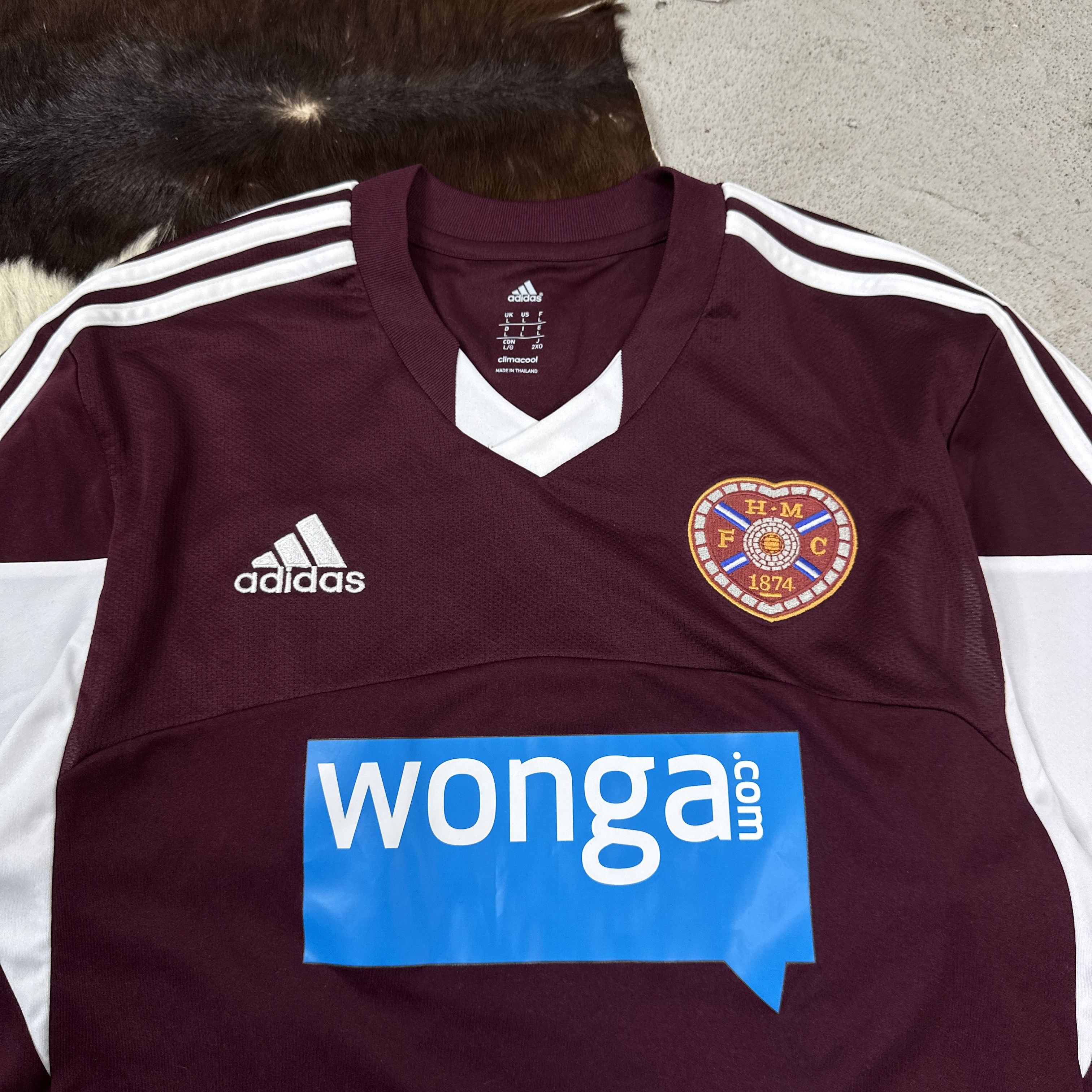 Adidas × Vintage Jersey Adidas 12/13 Hearts Home Autographed Size US L / EU 52-54 / 3 - 3 Thumbnail