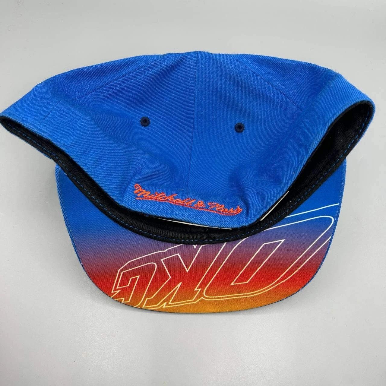 Mitchell & Ness Oklahoma City Thunder Hat Men 7 1/2 Blue Embroidered Fitted Size ONE SIZE - 3 Thumbnail