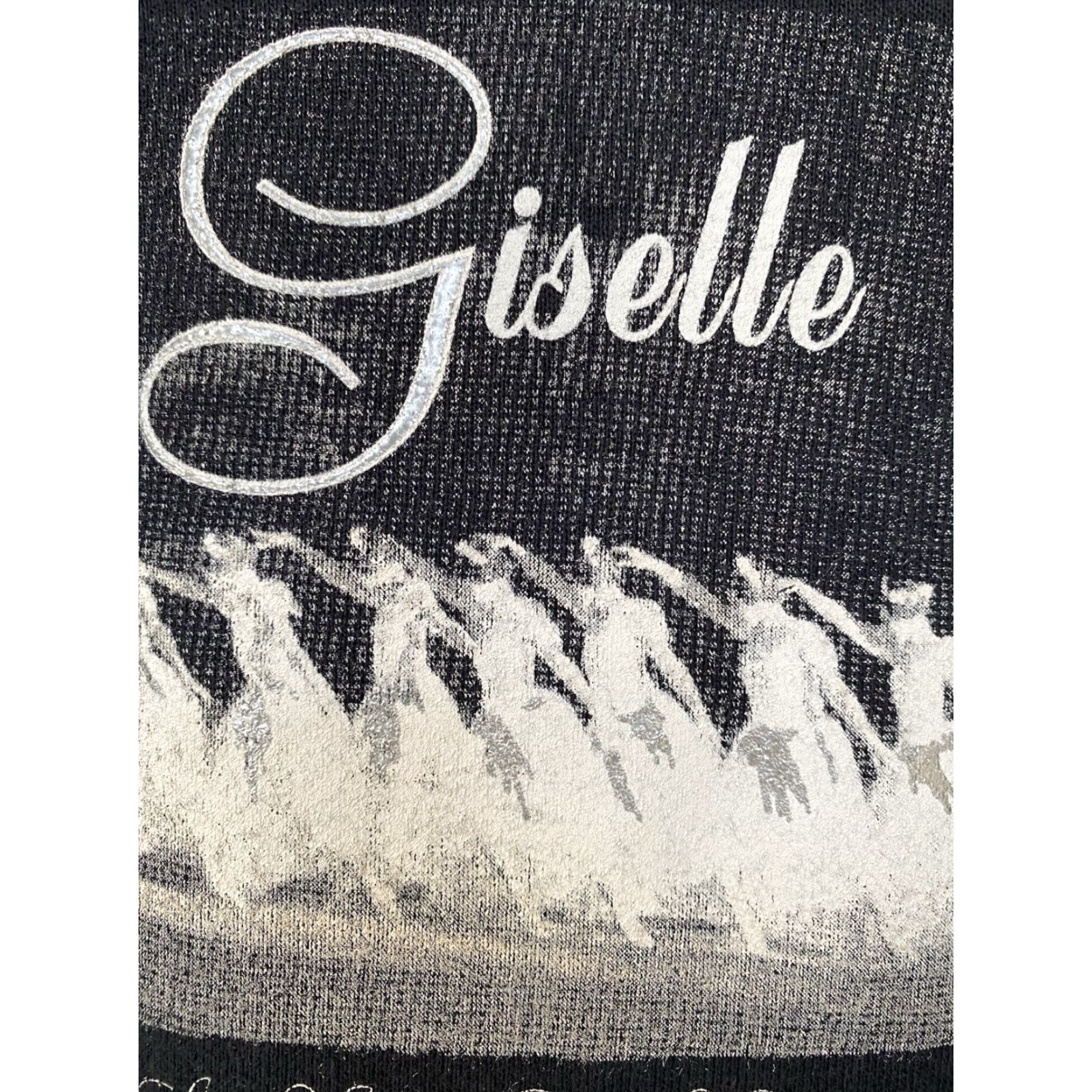 Vintage VINTAGE Oneita Giselle Hoodie Shirt Adults L Black Graphic Print Lobero Theatre 1995 USA Size US L / EU 52-54 / 3 - 5 Thumbnail