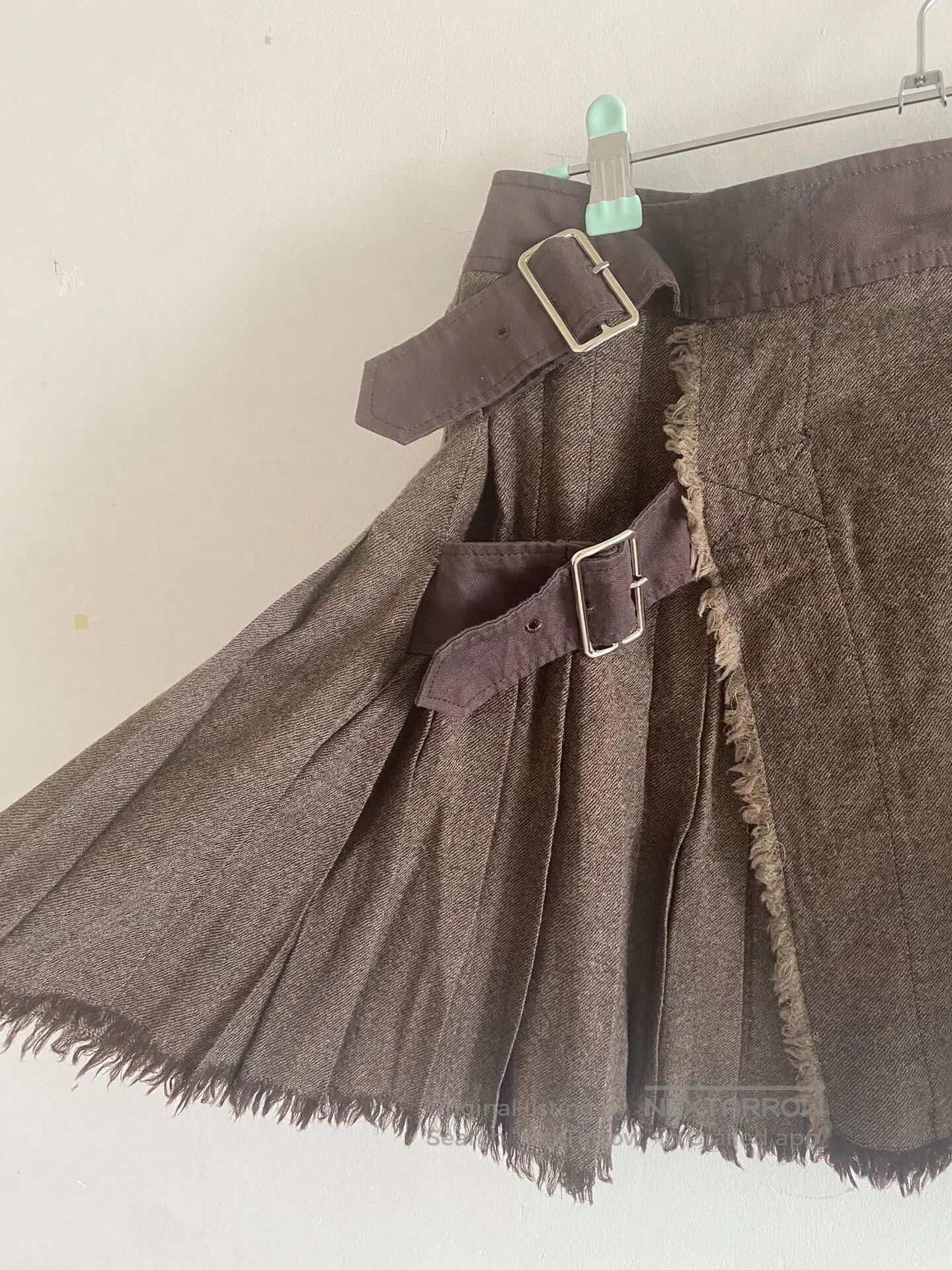 Other vivienne westwood irregular pleated skirt. Size 22" - 3 Thumbnail