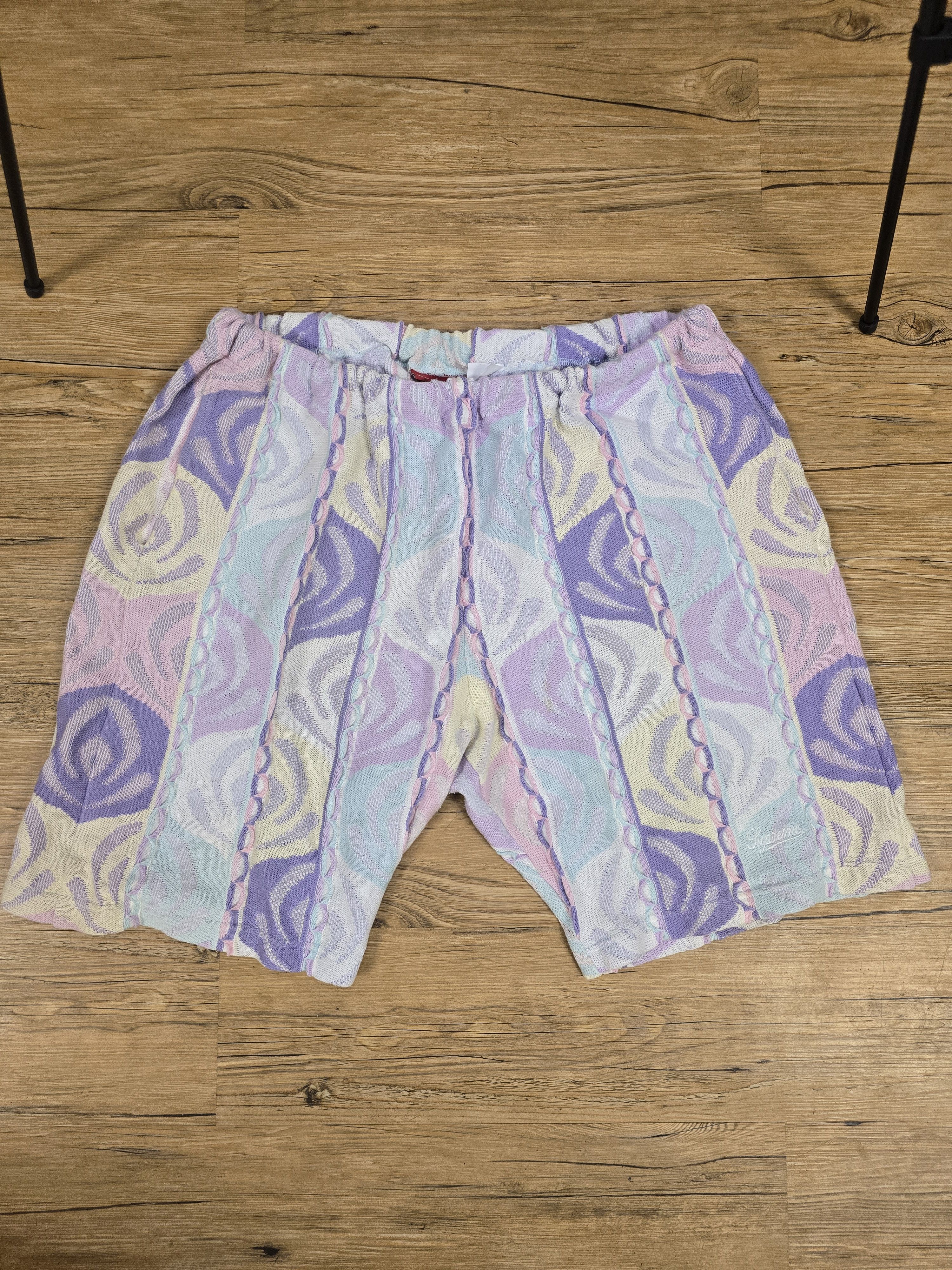 Supreme Abstract Textured Knit Shorts | Grailed