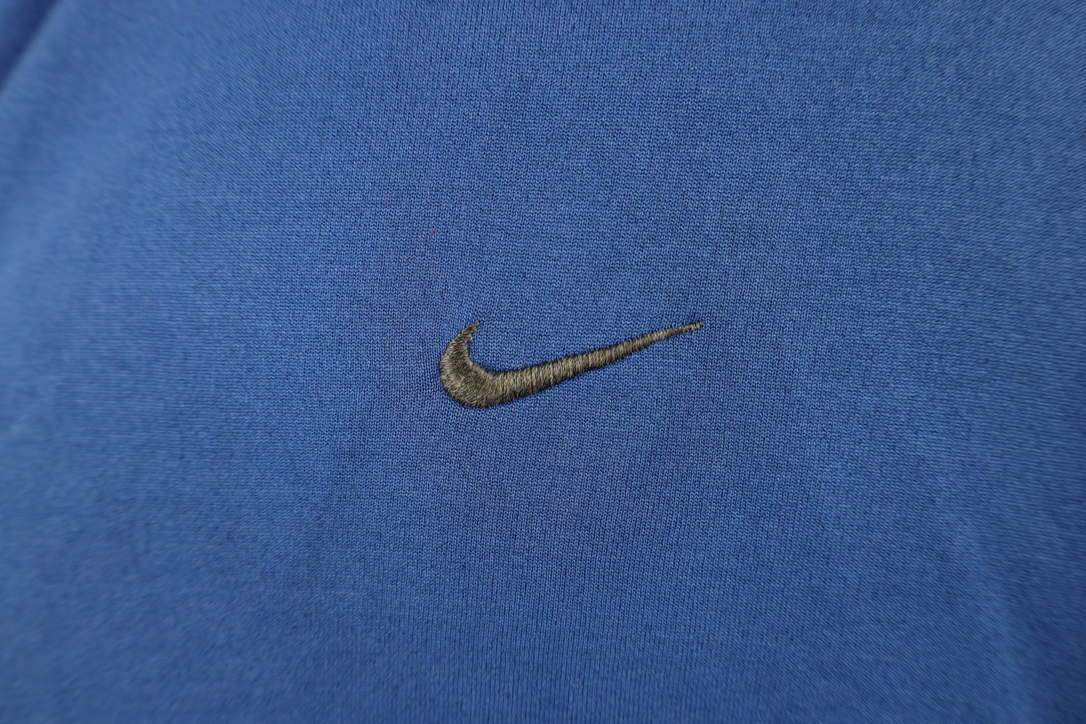 Nike Vintage Y2K Nike Scott Mini Swoosh Short Sleeve T-Shirt Blue Size US L / EU 52-54 / 3 - 4 Thumbnail