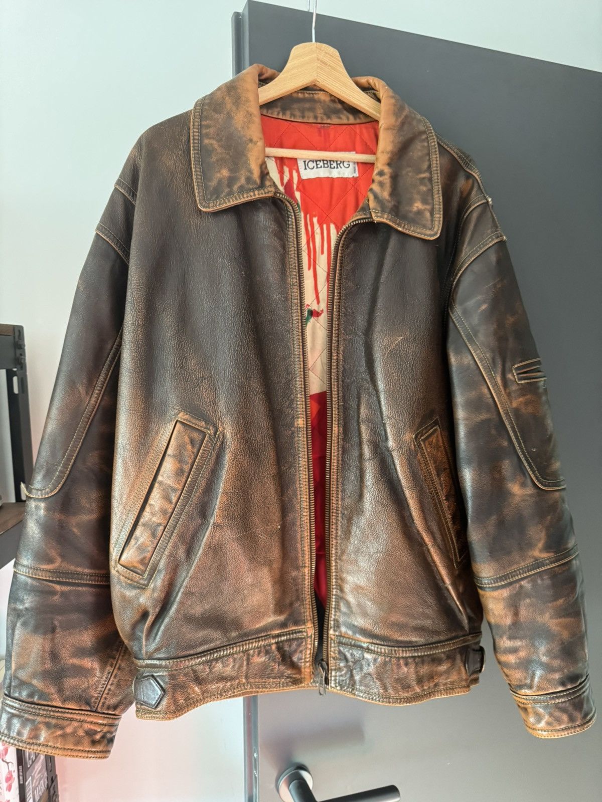 ICEBERG 80s Vintage “Bugs” Jacket